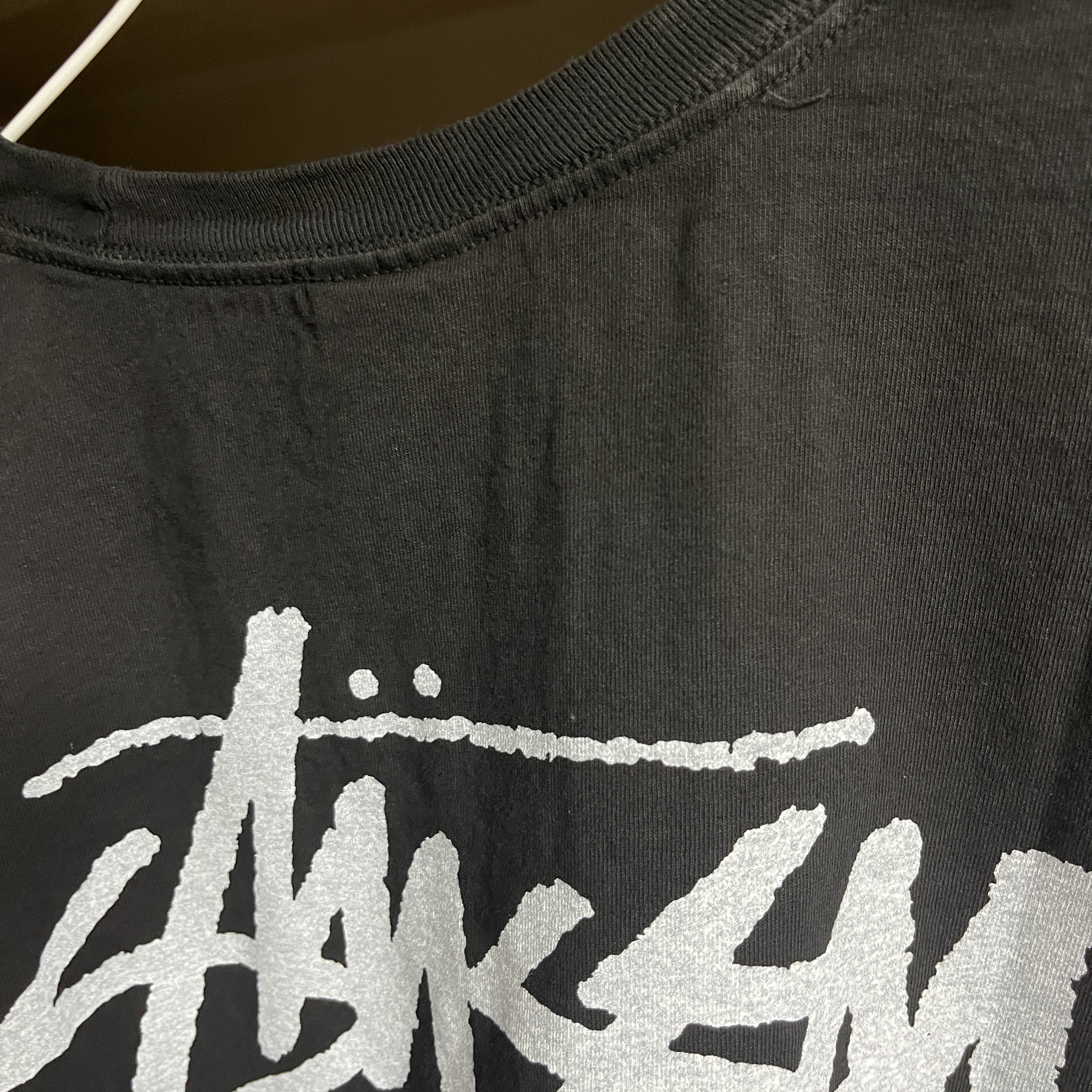 Stussy 8 Ball Pigment Dyed T-Shirt Black 착용 스타일 - 3