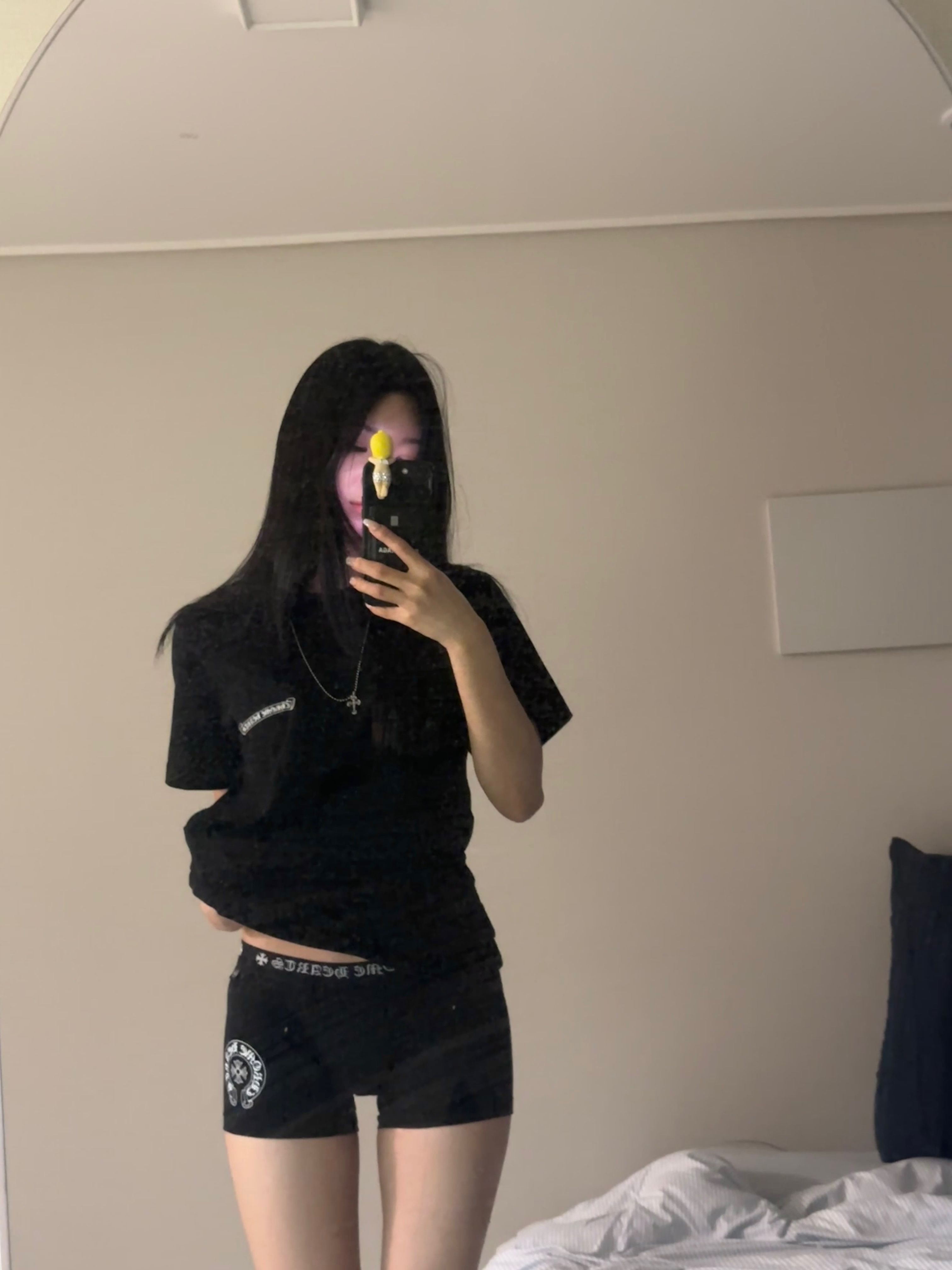 Chrome Hearts Boxer Brief Black, Chrome Hearts Scroll Logo T-Shirt Black 착용 스타일 - 1