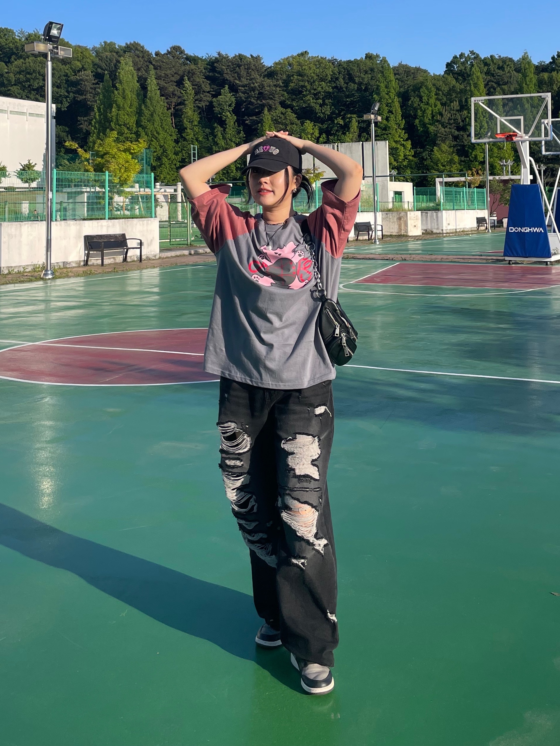 (GS) Jordan 1 Retro High OG Shadow 2018 착용 스타일 - 1