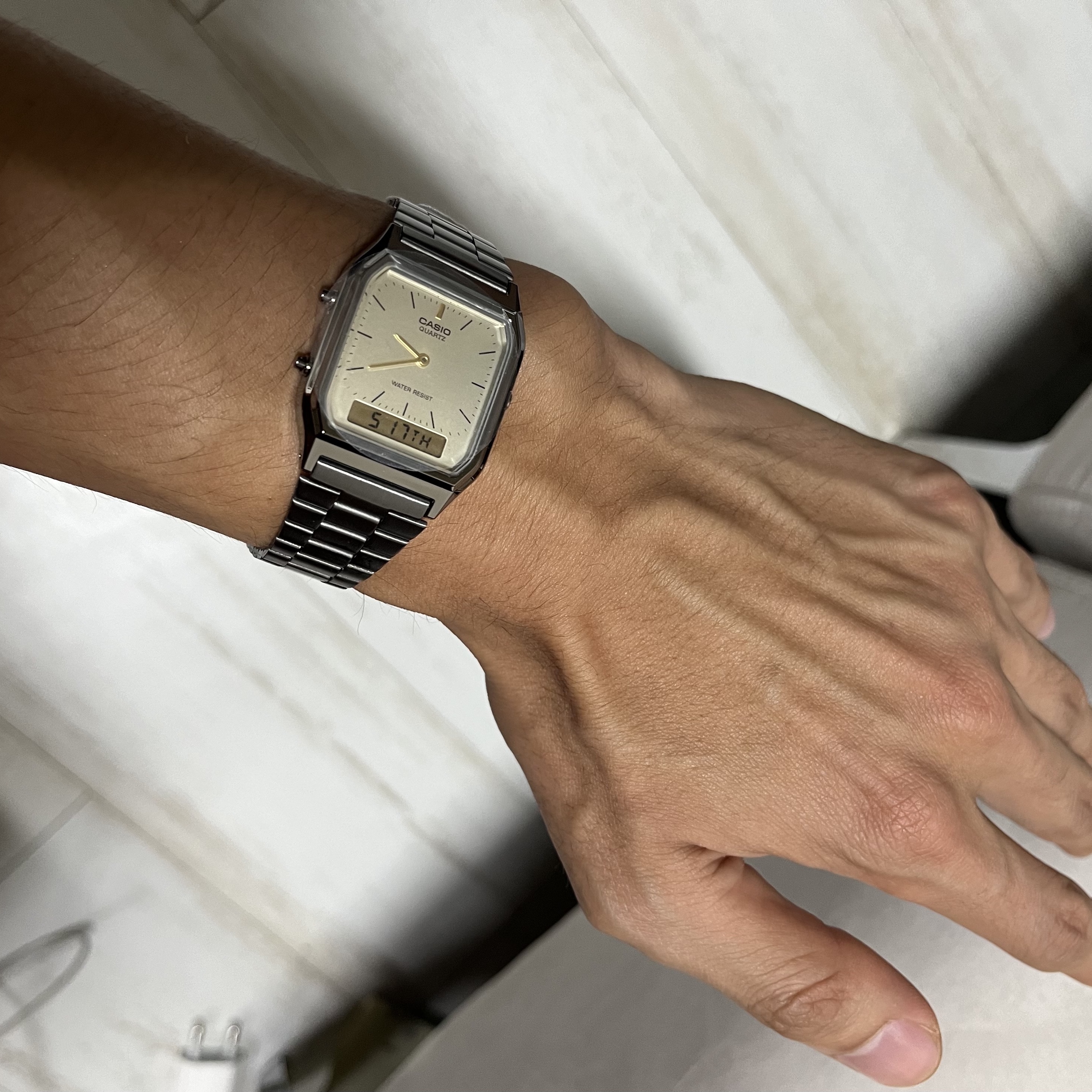 Casio AQ-230GG-9A 착용 스타일