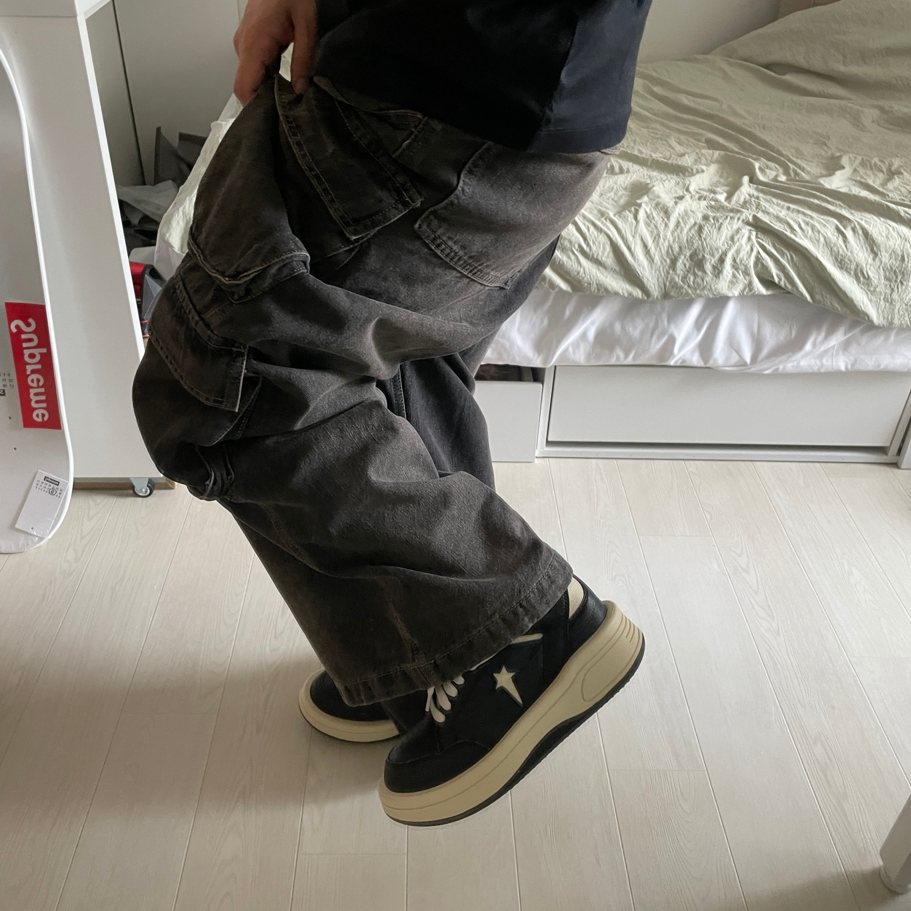 Converse x Drkshdw Turbowpn Black Cream 착용 스타일 - 3