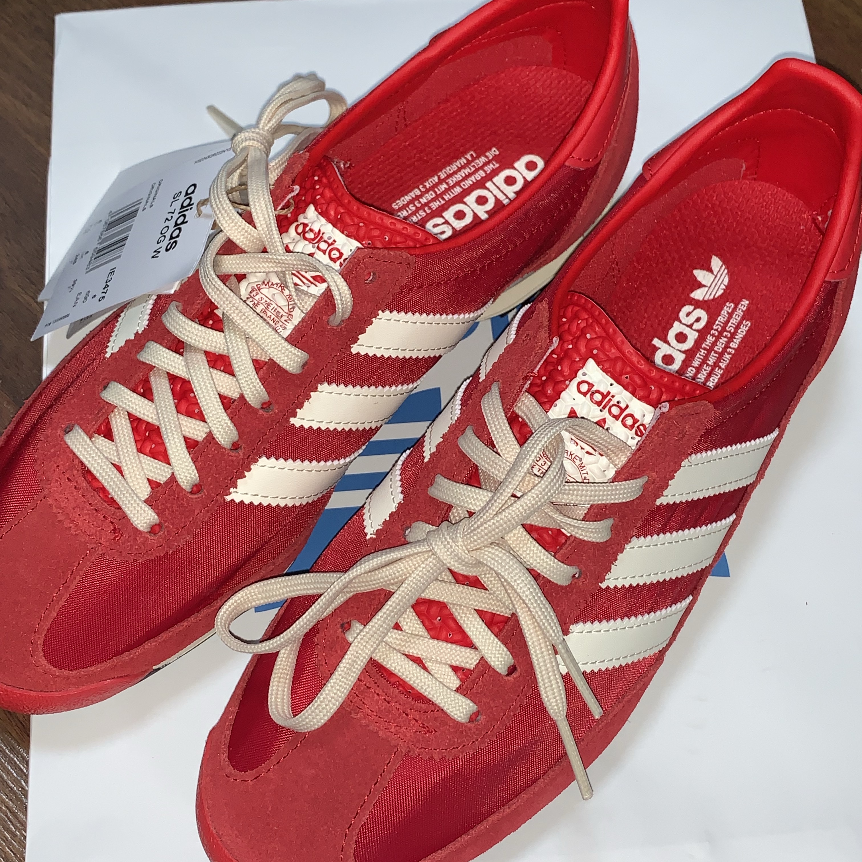 (W) Adidas SL 72 OG Better Scarlet Cream White 착용 스타일
