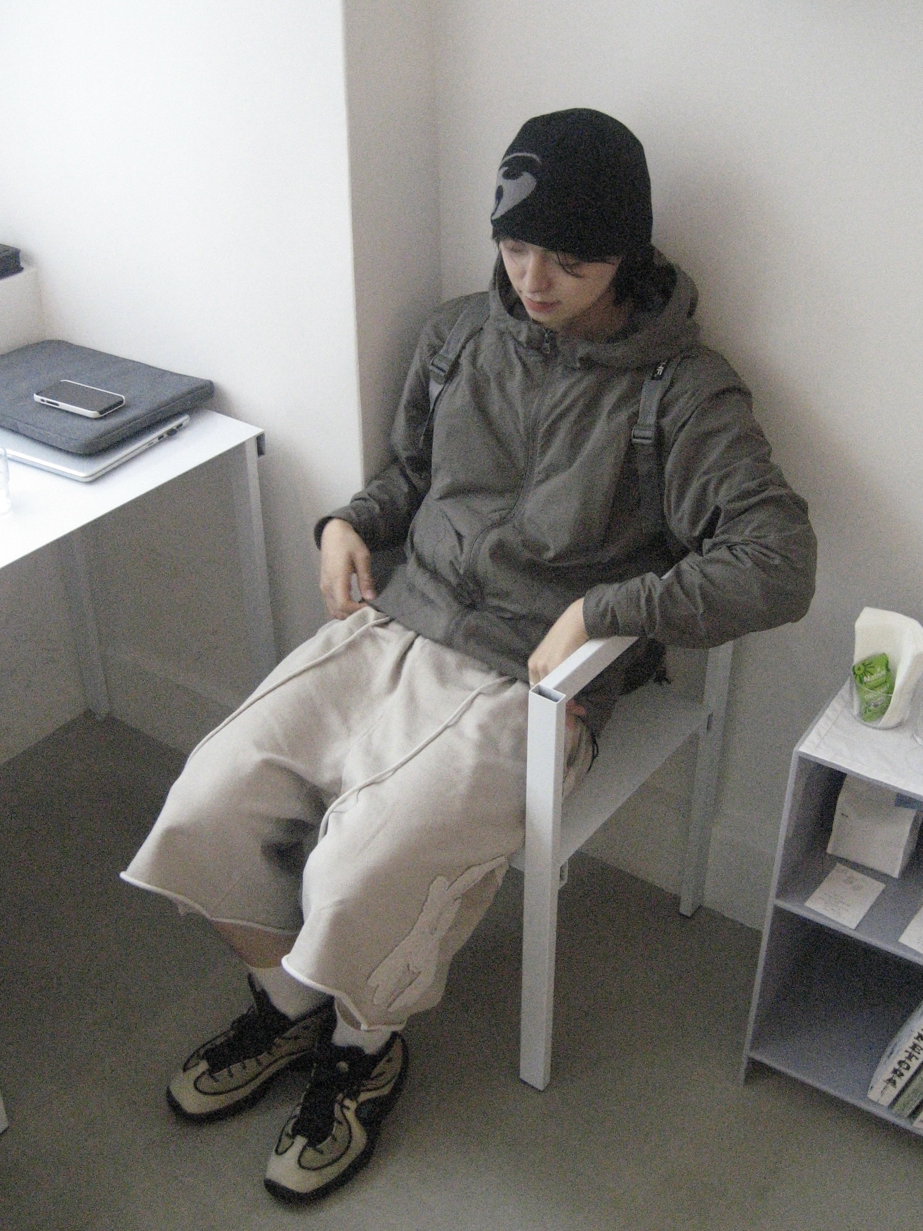 Nike x Stussy Air Penny II Rattan and Limestone, Sansan Gear Logo Beanie Black - 22FW 착용 스타일 - 1