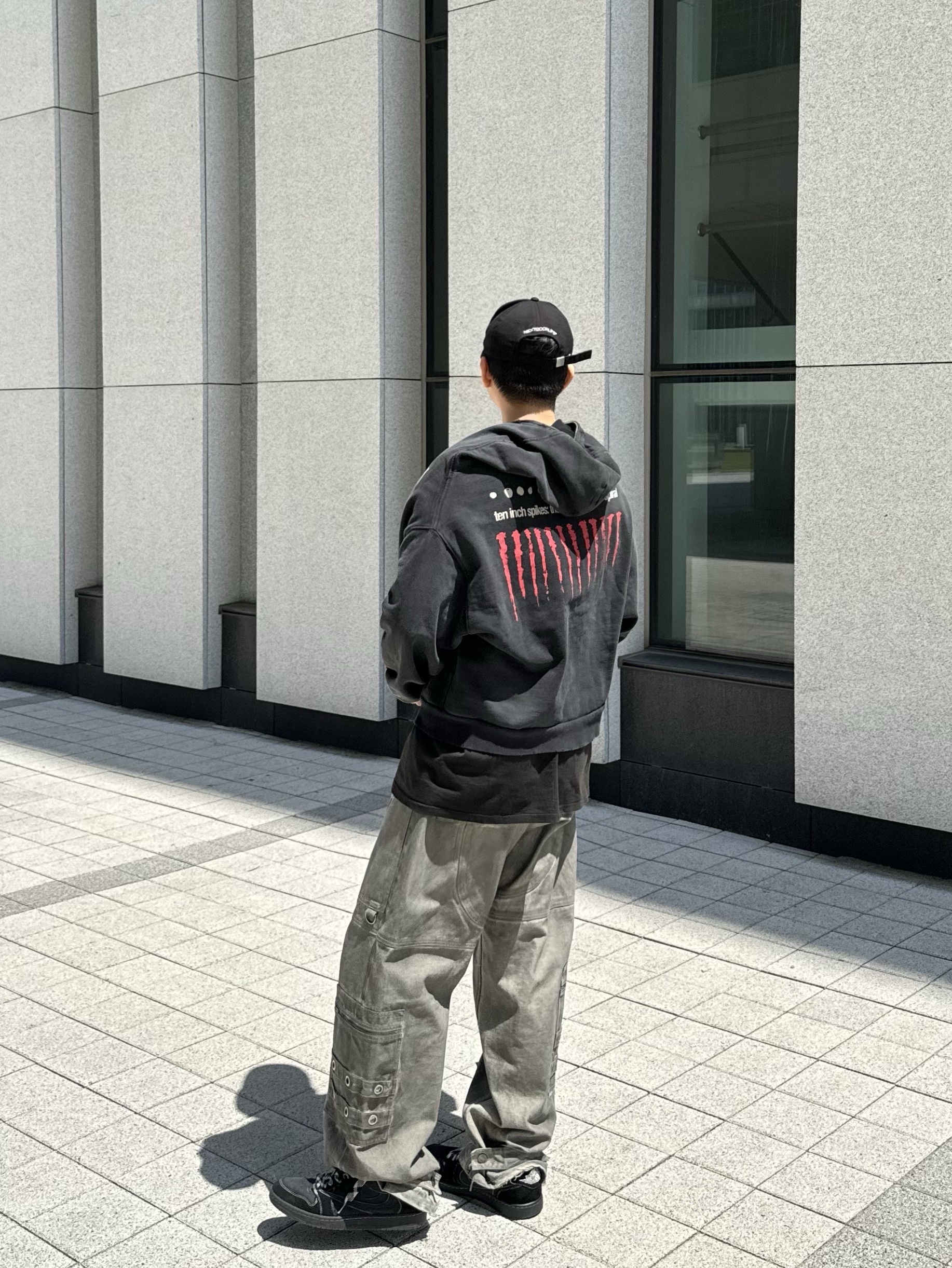 Project G/R Zygon Zip Hoodie Black, Project G/R Flight Denim Pants Dust Grey 착용 스타일 - 2