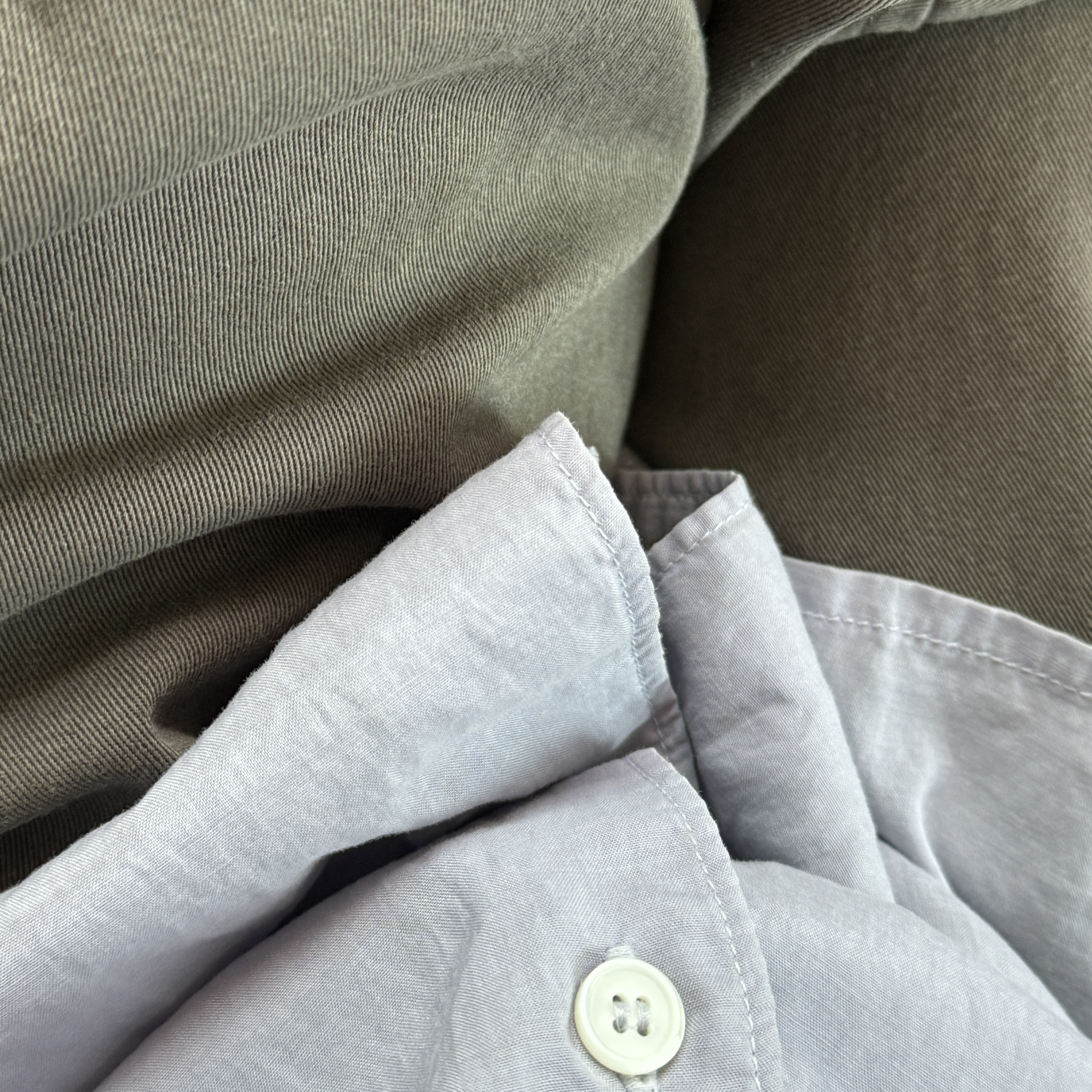 Polyteru 1 Tuck Gosima Pants Khaki Beige 착용 스타일