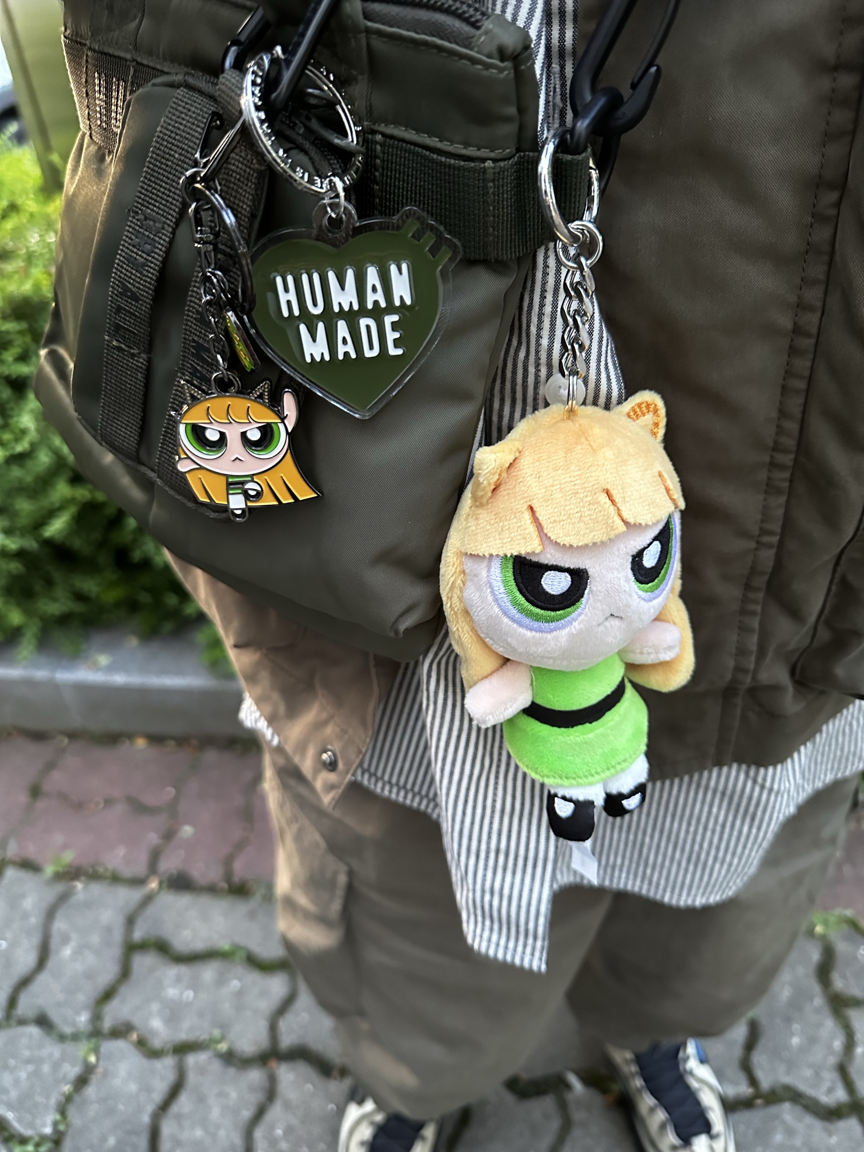 Human Made Military Card Case Olive Drab, Human Made Mini Helmet Bag Olive Drab 착용 스타일