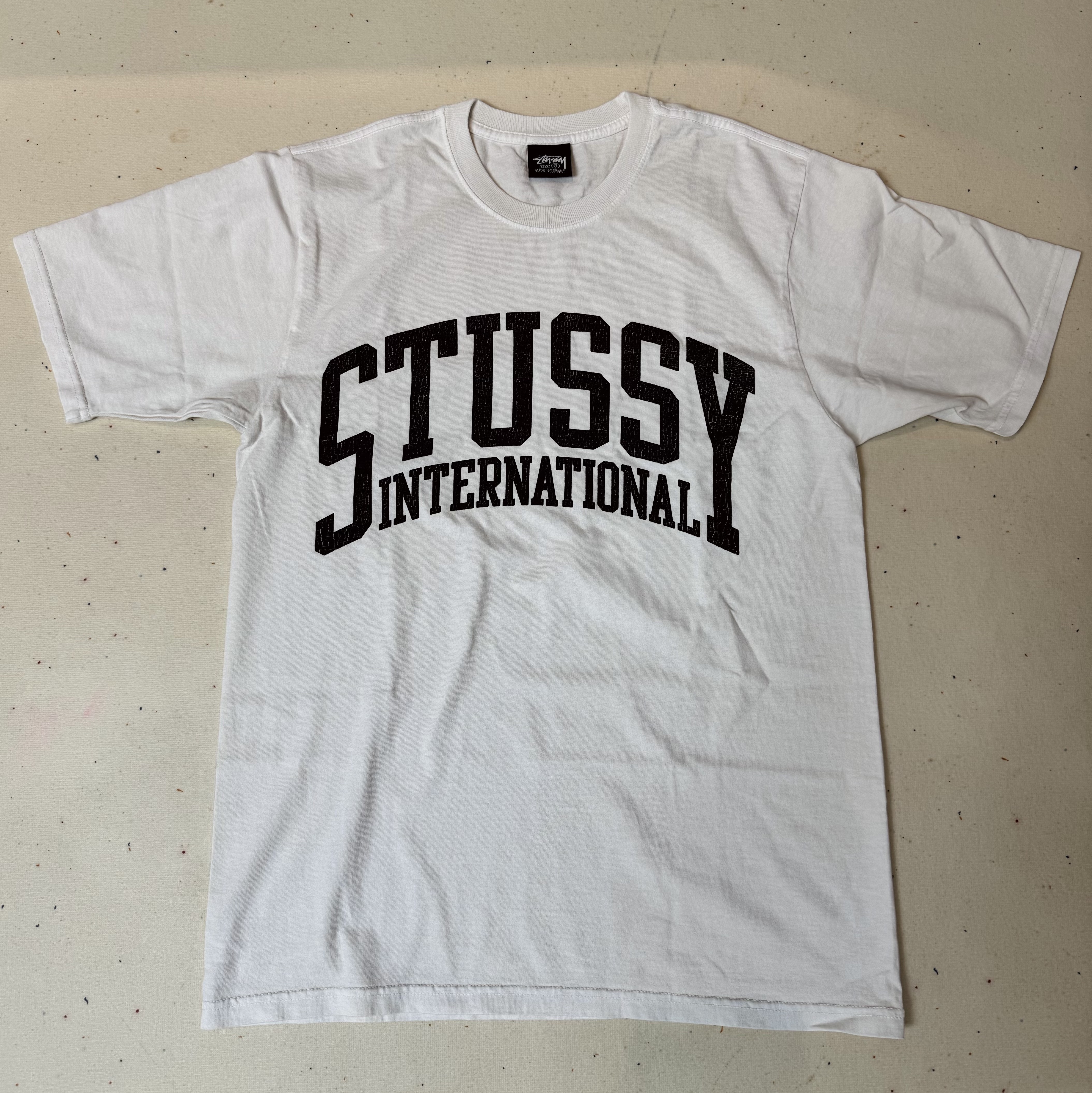Stussy International Pigment Dyed T-Shirt Natural 착용 스타일