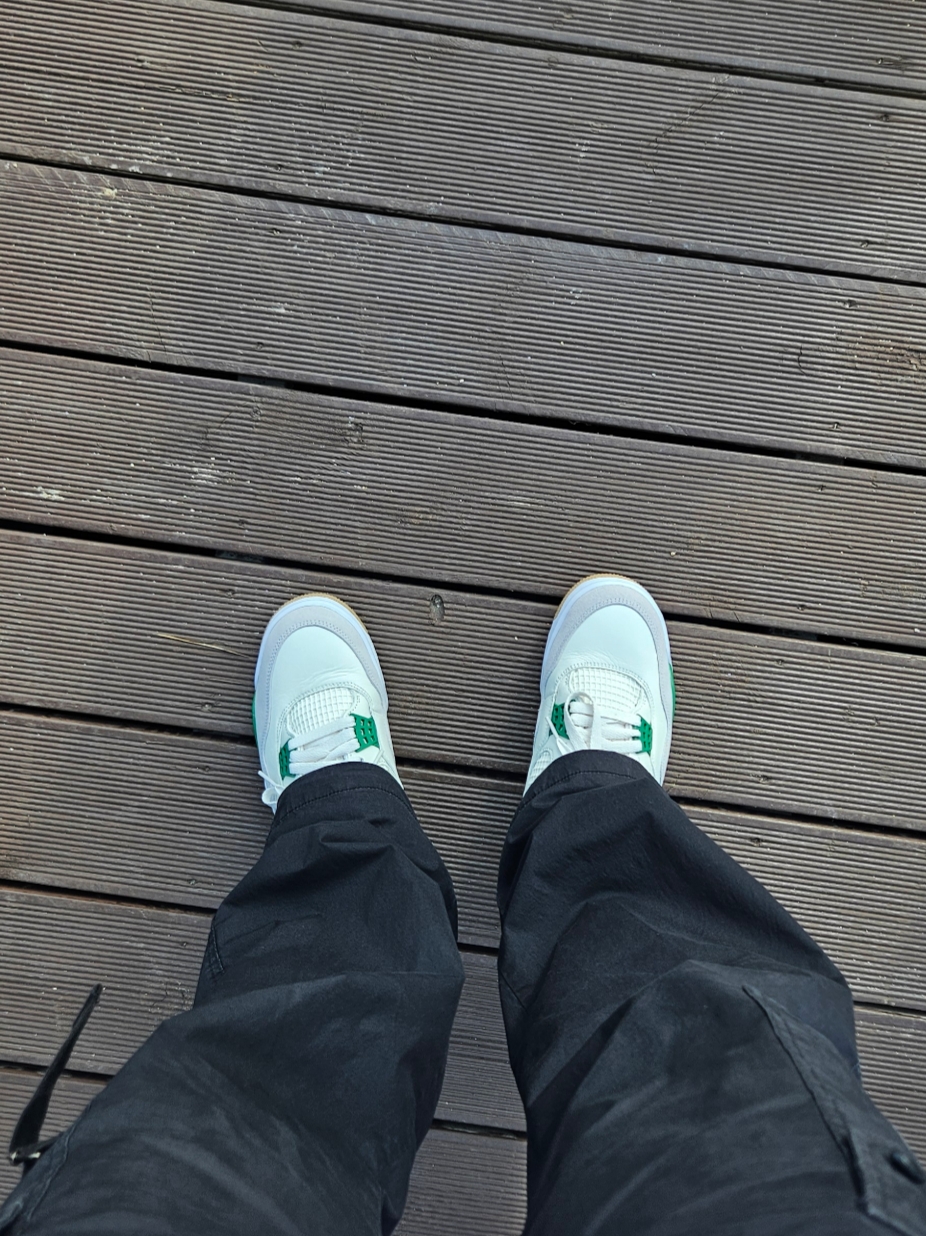 Jordan 4 x Nike SB Retro SP Pine Green 착용 스타일 - 3