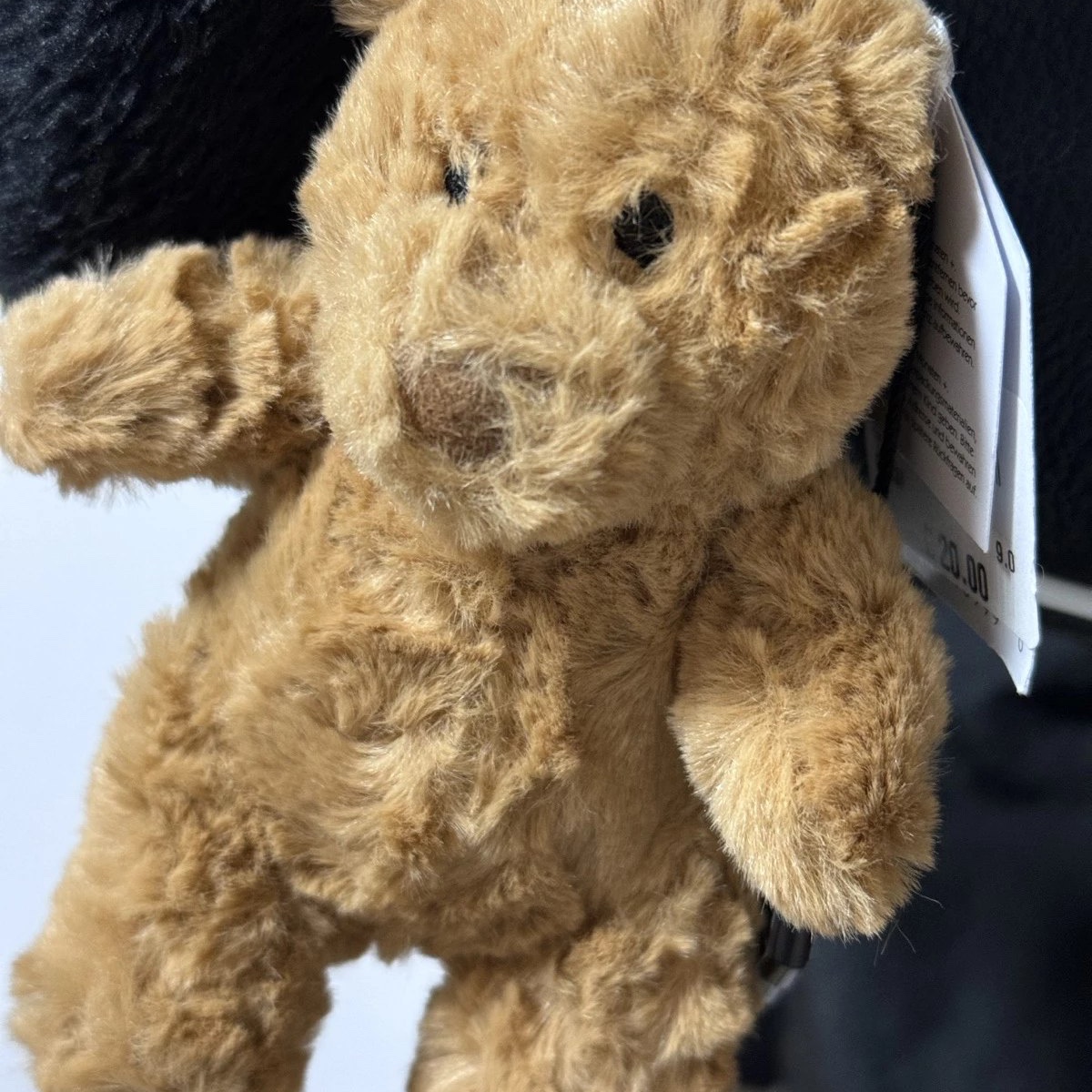 Jellycat Bartholomew Bear Bag Charm Brown 착용 스타일