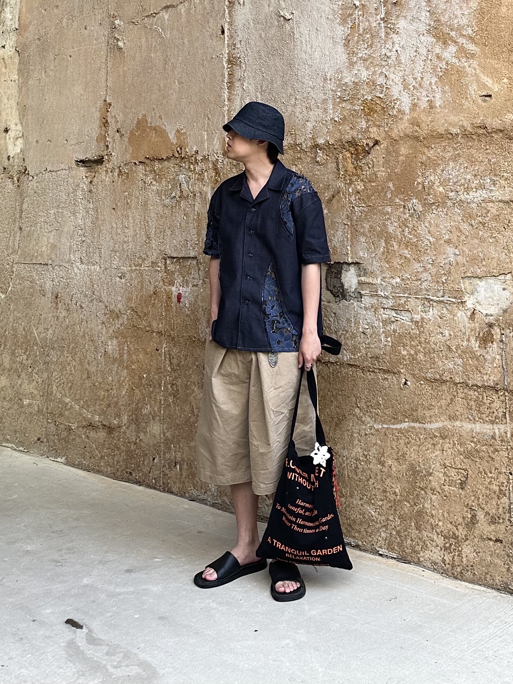 [KREAM 단독] ADSB Andersson Bell Patchwork Open Collar Shirts Denim 착용 스타일 - 1