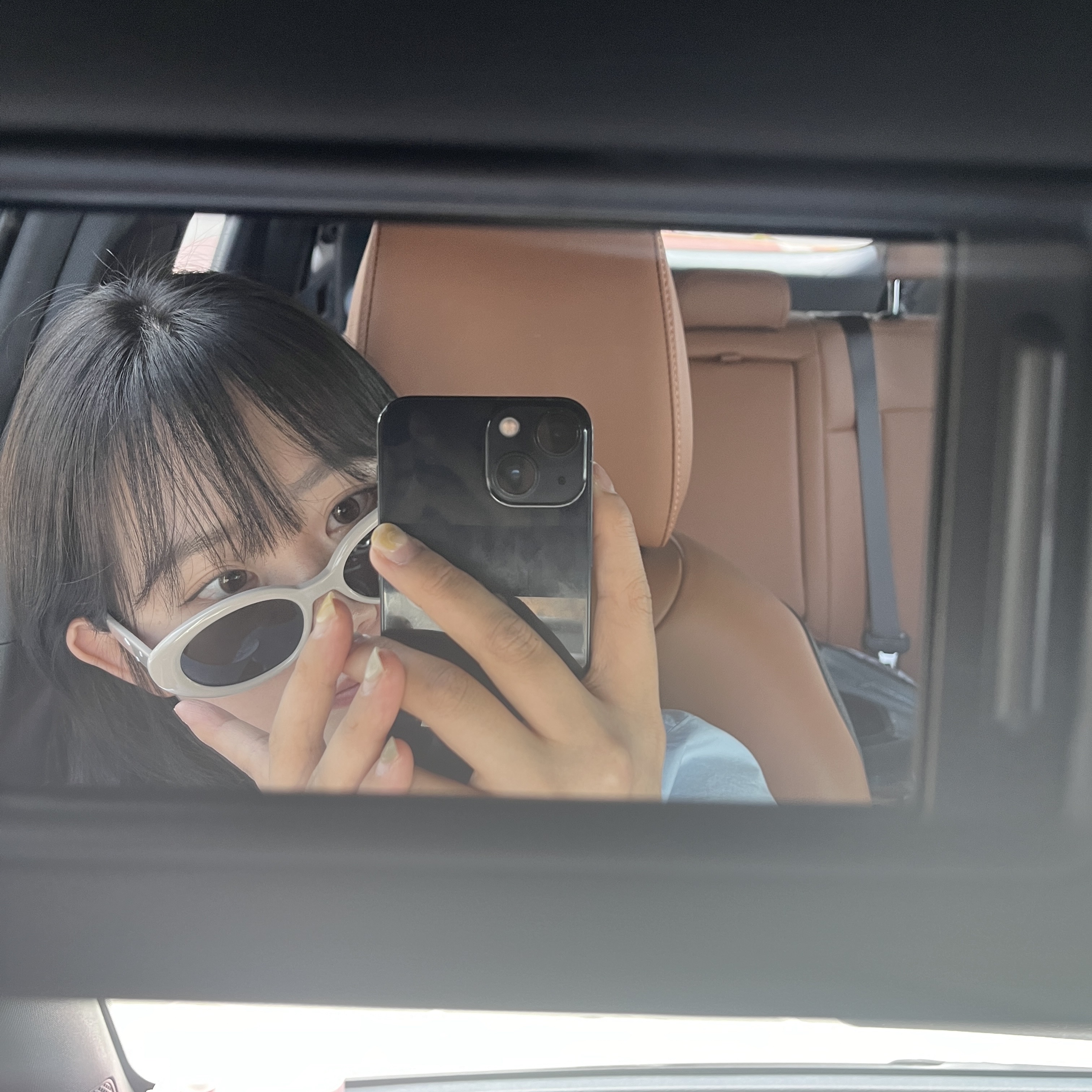 Gentle Monster x Maison Margiela MM107 Gray Black, Vivienne Westwood Thin Line Short Flat Orb Pendant Silver 착용 스타일 - 2