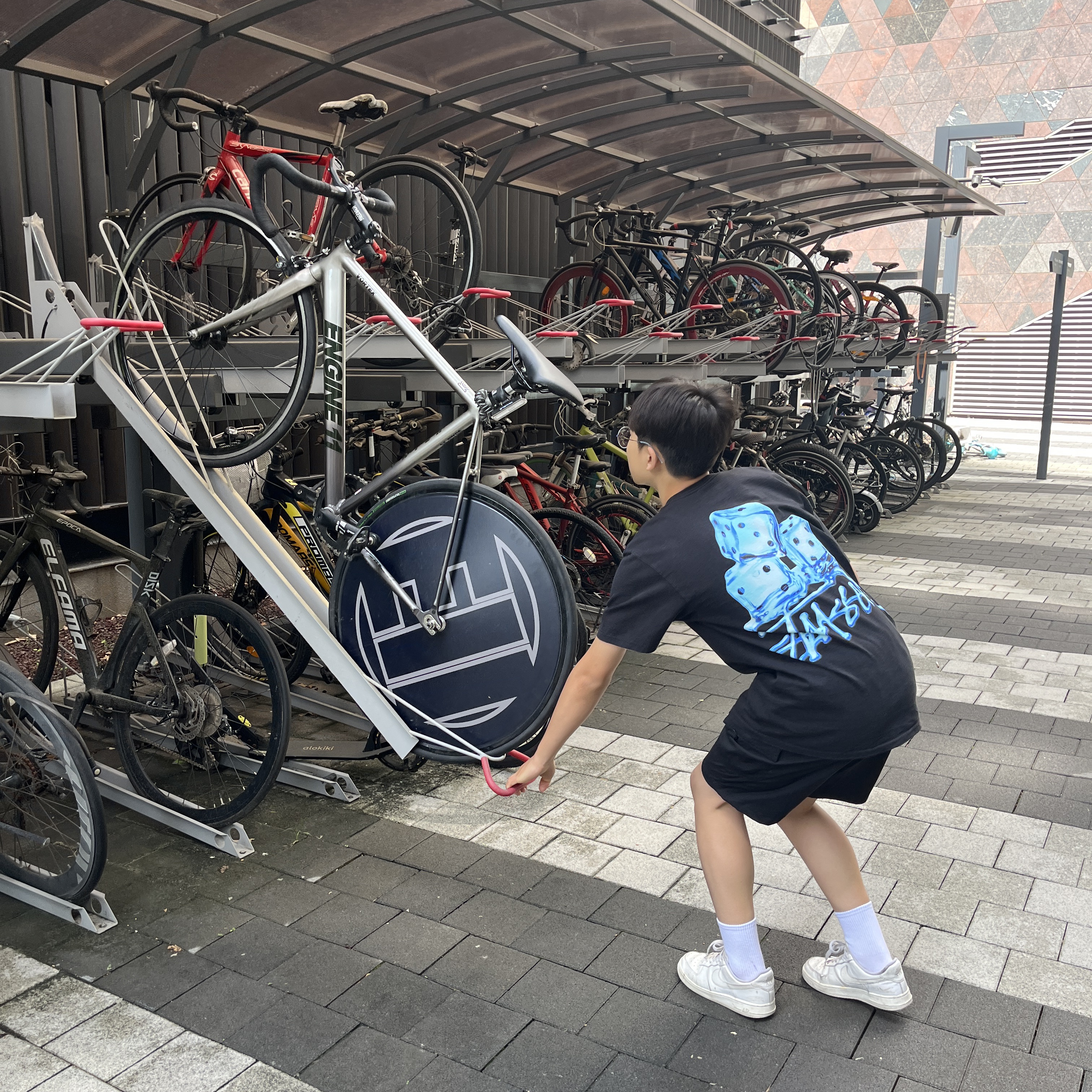 Nike Air Force 1 '07 Low White, (GS) Nike Cortez Basic SL White Pink Prime 착용 스타일 - 7