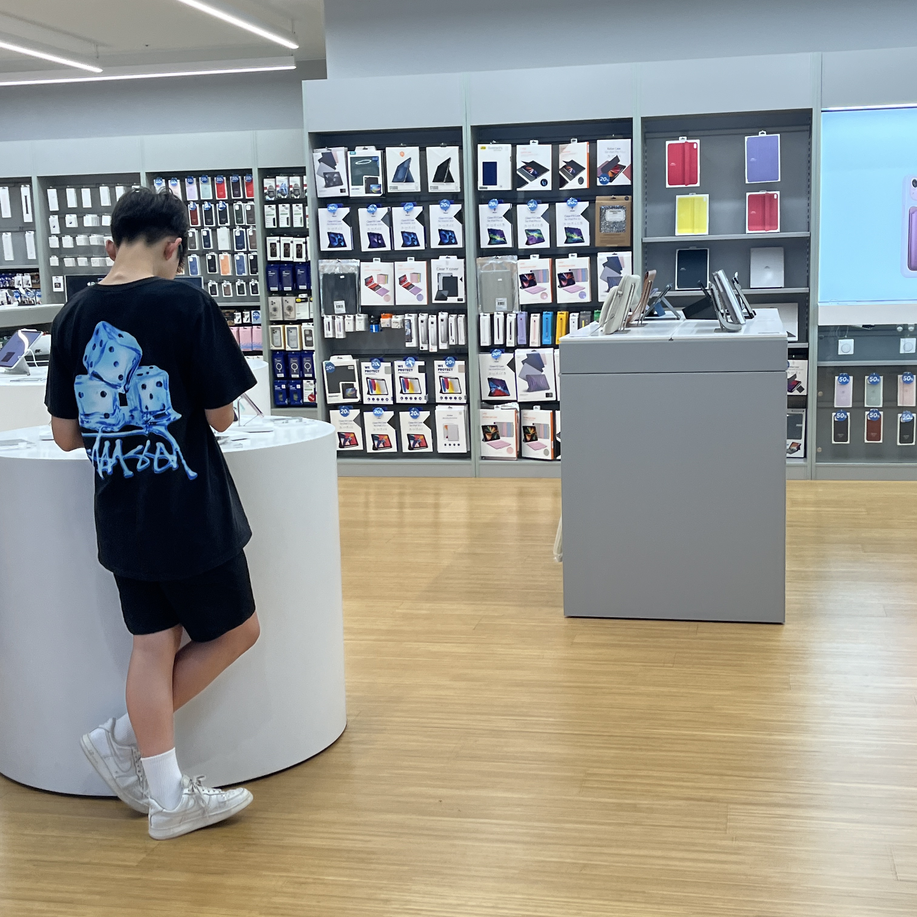 Nike Air Force 1 '07 Low White, (GS) Nike Cortez Basic SL White Pink Prime 착용 스타일 - 4