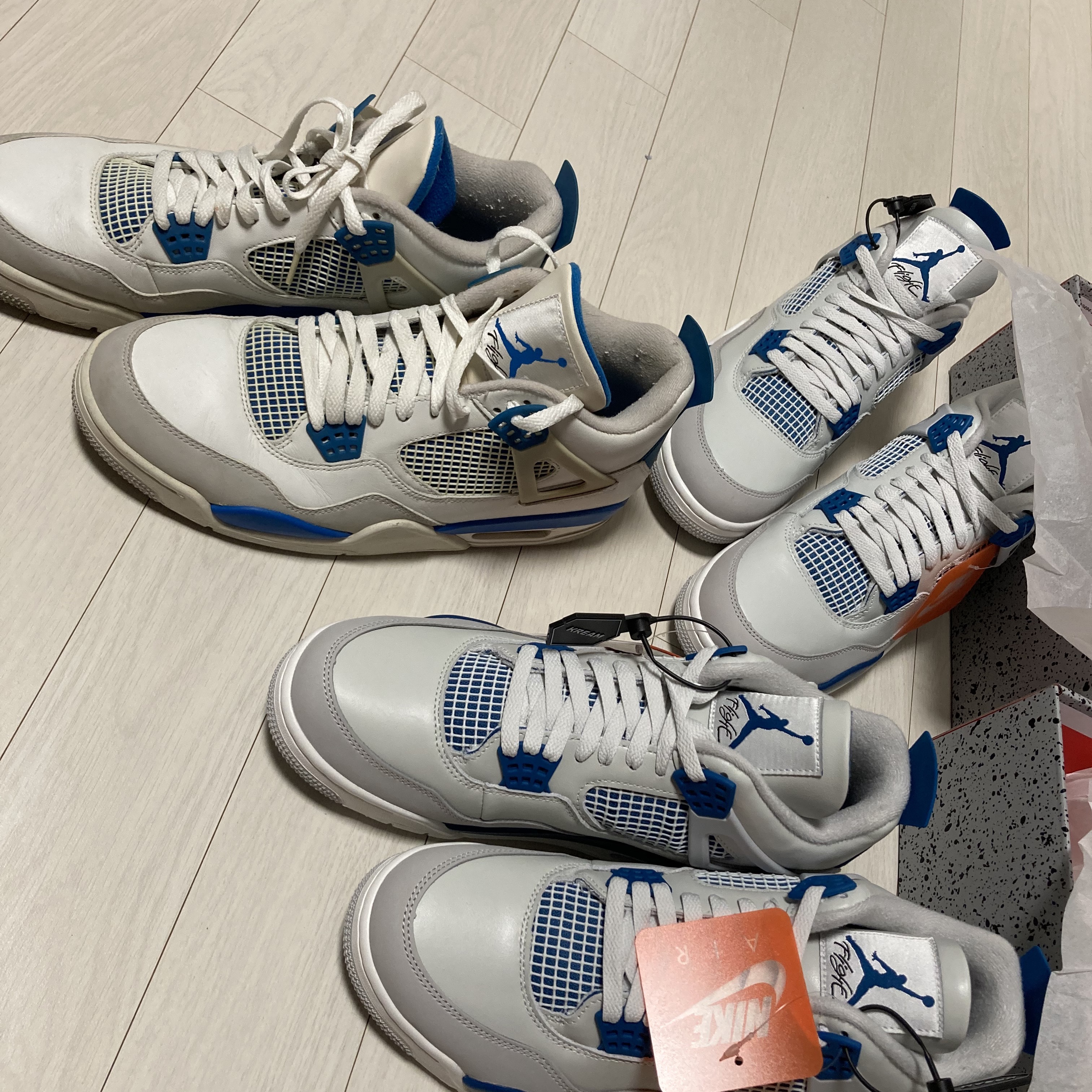 Jordan 4 Retro Industrial Blue 착용 스타일 - 2