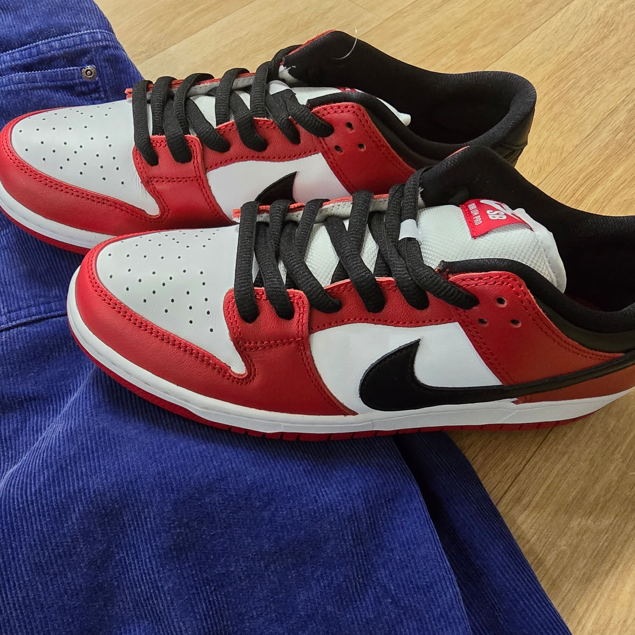 Supreme Washed Corduroy Double Knee Painter Short Blue - 24SS, Nike SB Dunk Low Pro Chicago 착용 스타일 - 3
