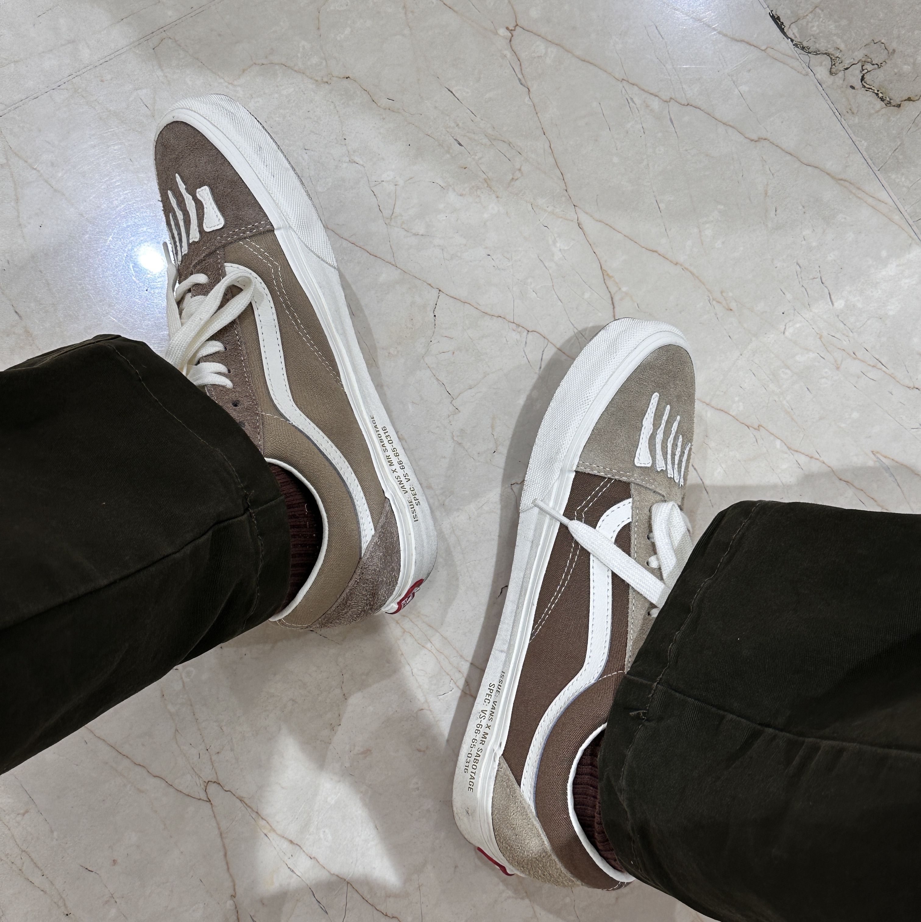 Vans x Mark SBTG Old Skool Incense 착용 스타일