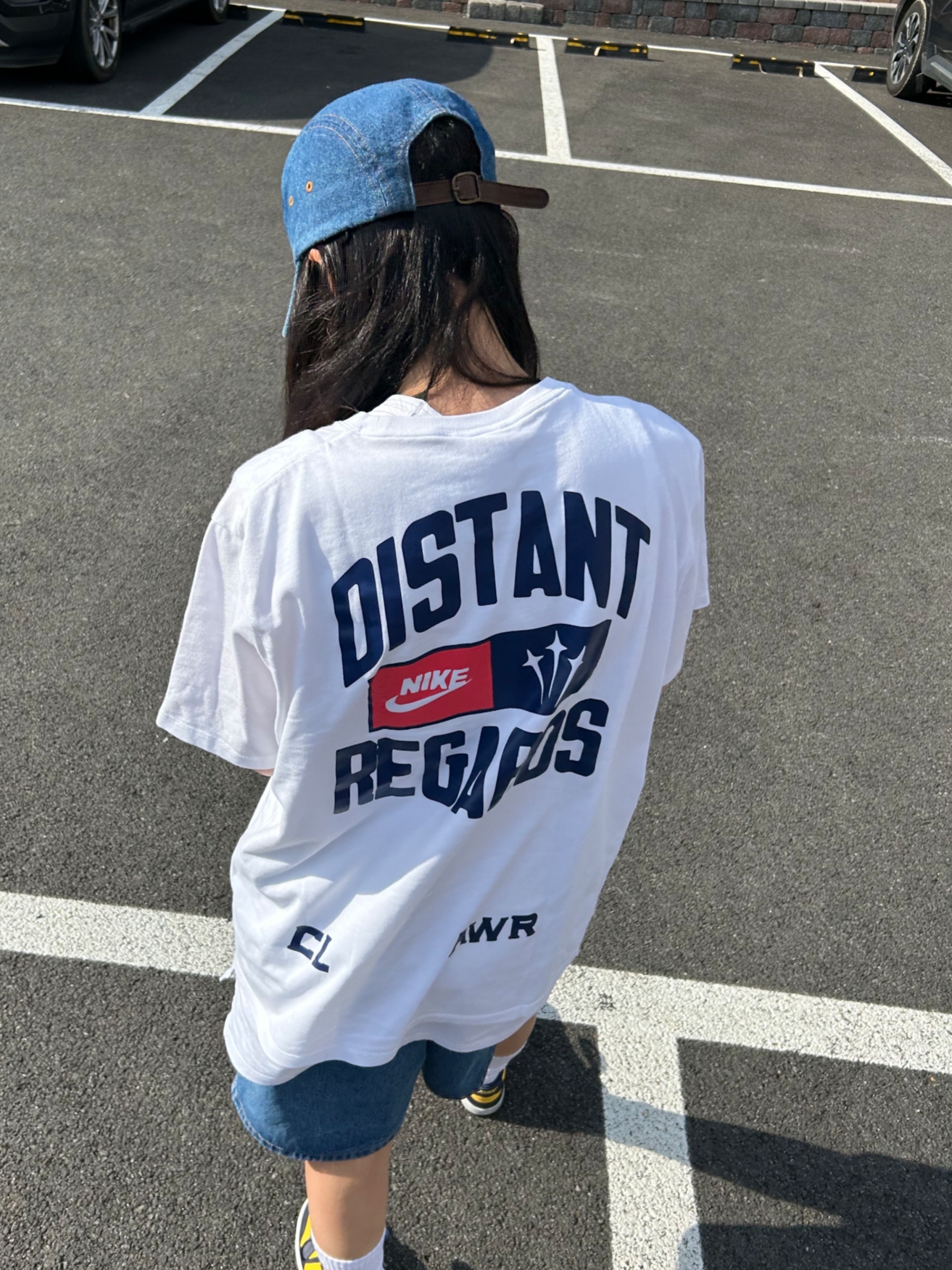 Nike x Drake Nocta x Cactus Plant Flea Market Souvenir Cactus T-Shirt White (DR2630-100), Supreme Washed Chino Twill Camp Cap Denim - 22FW 착용 스타일 - 1