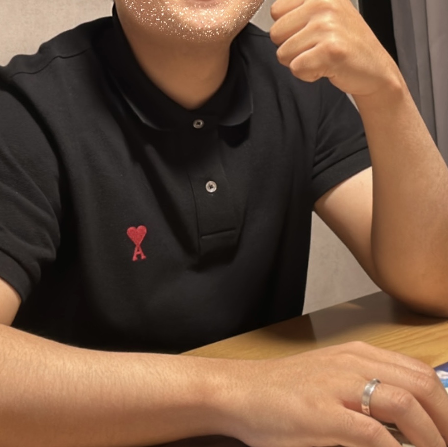 AMI de Coeur Polo Shirt Black 착용 스타일