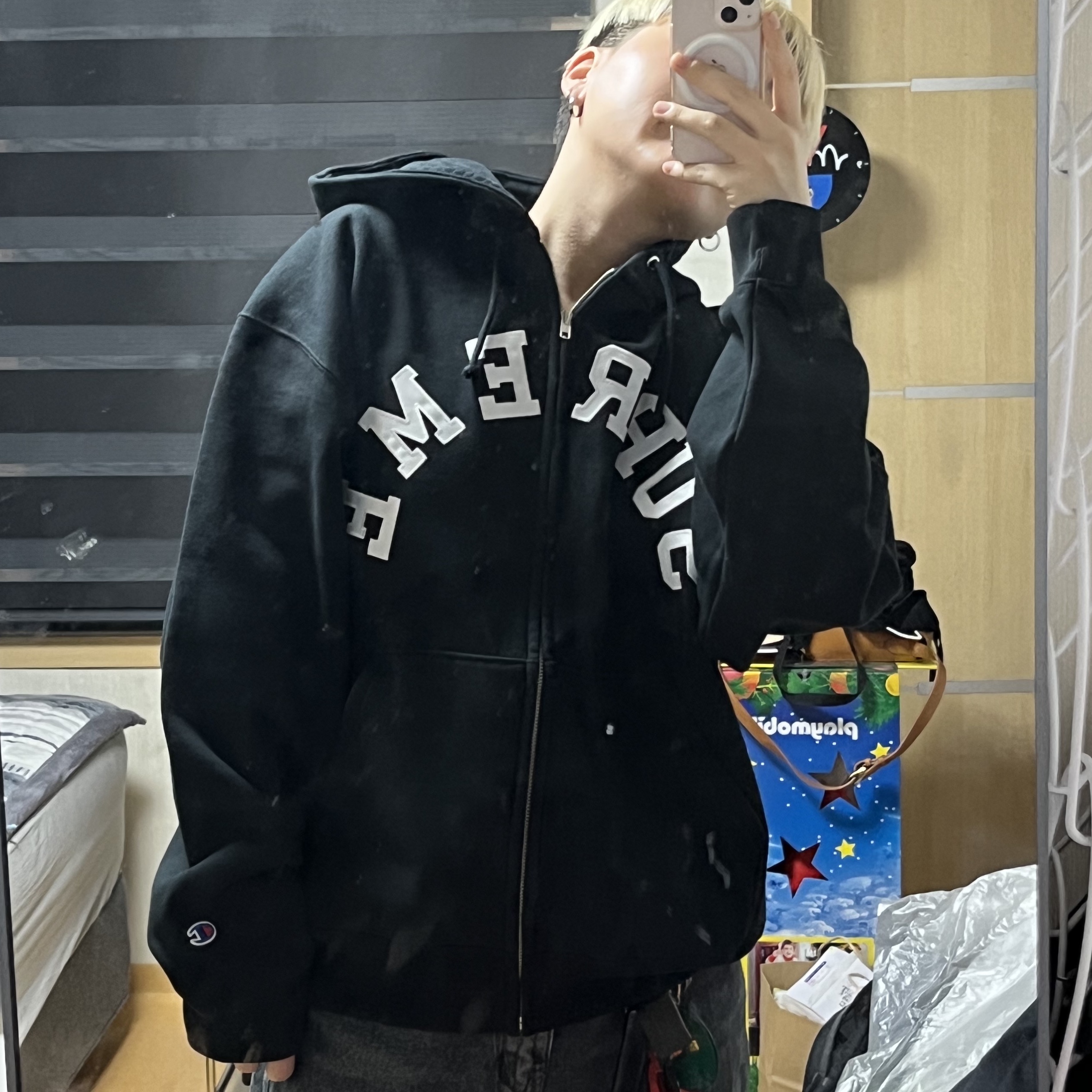 Supreme x Champion Zip Up Hooded Sweatshirt Black - 24SS 착용 스타일