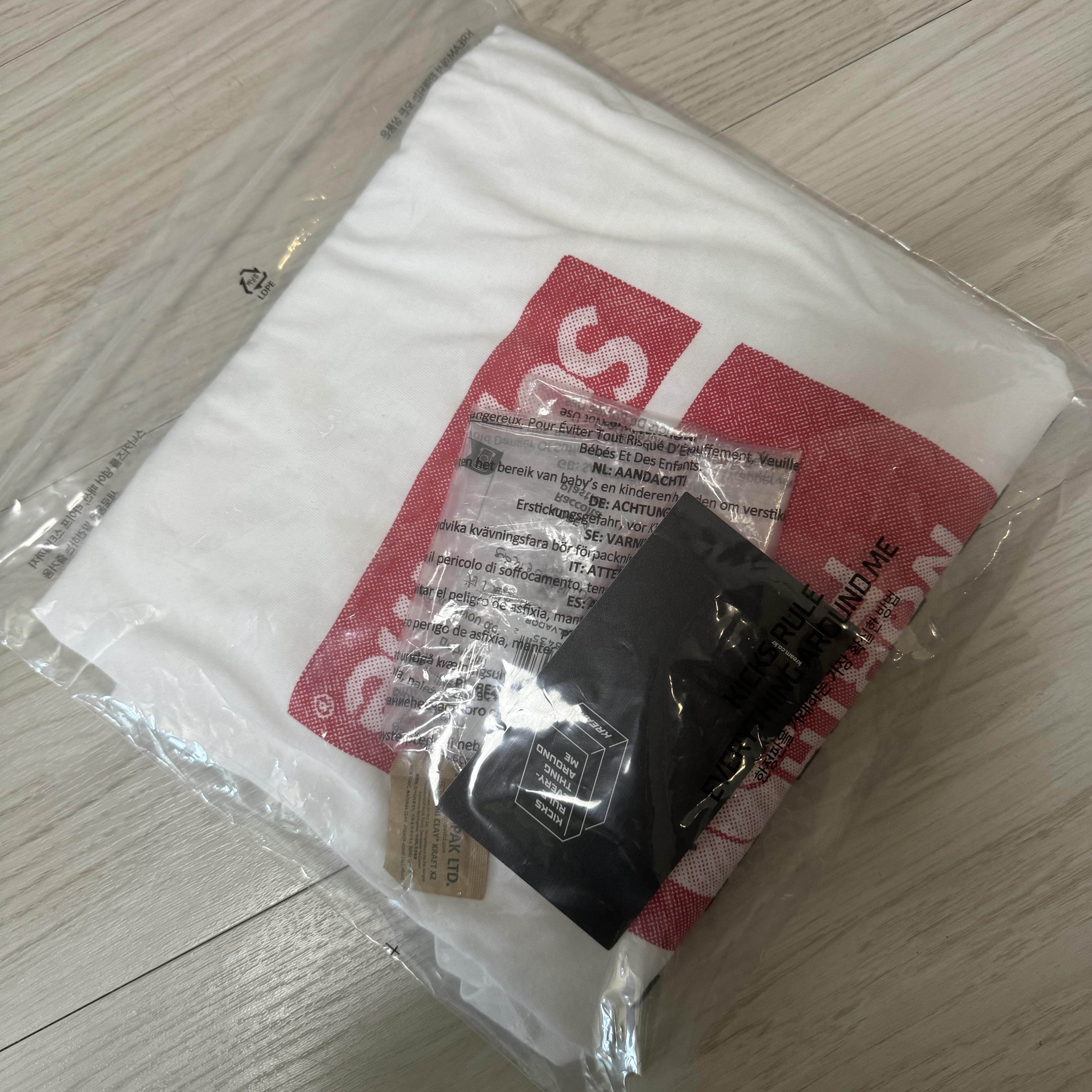 Supreme x The North Face S/S Top White - 24SS 착용 스타일