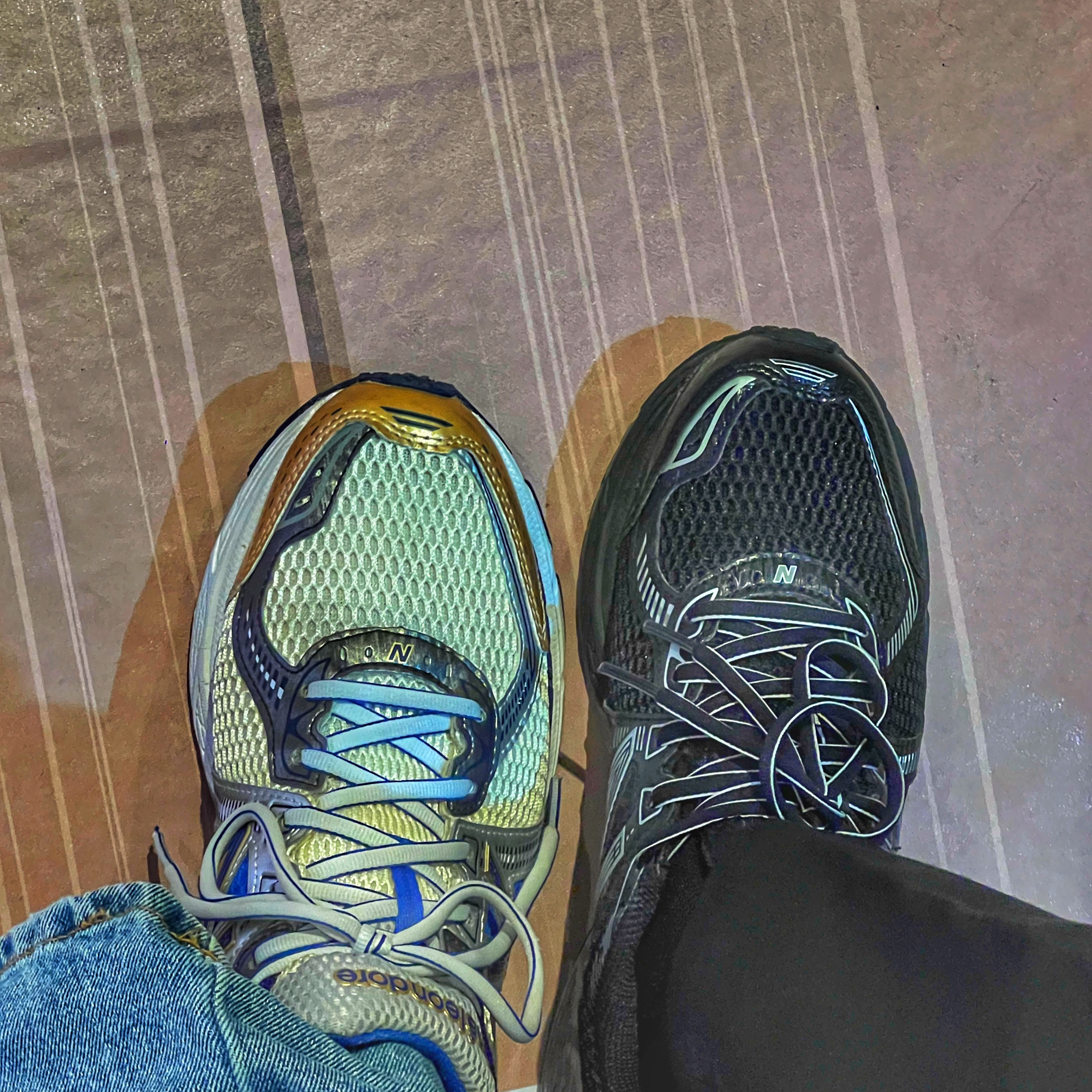 New Balance 860v2 Black Grey, New Balance x Aime Leon Dore 860v2 Blue 착용 스타일