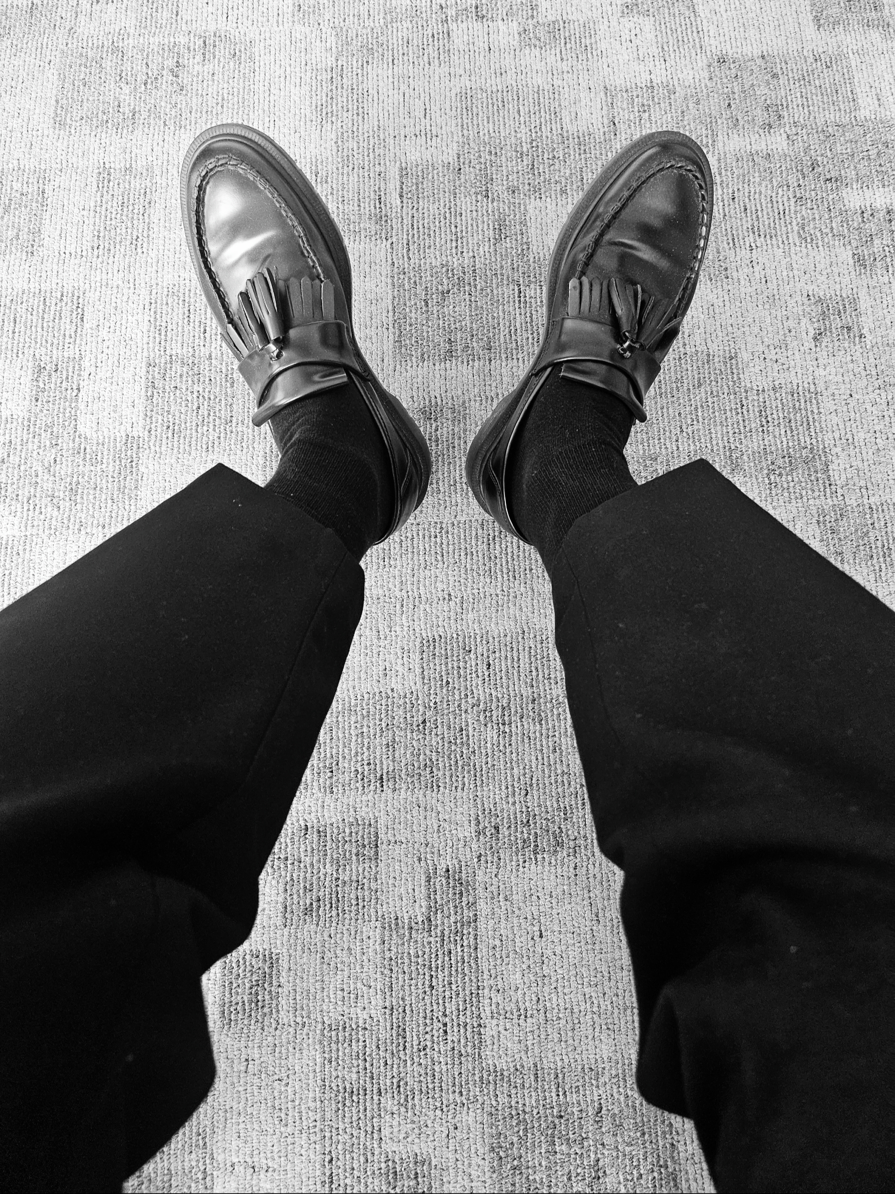 Dr. Martens Adrian Polished Smooth Leather Tassel Loafers Black 착용 스타일