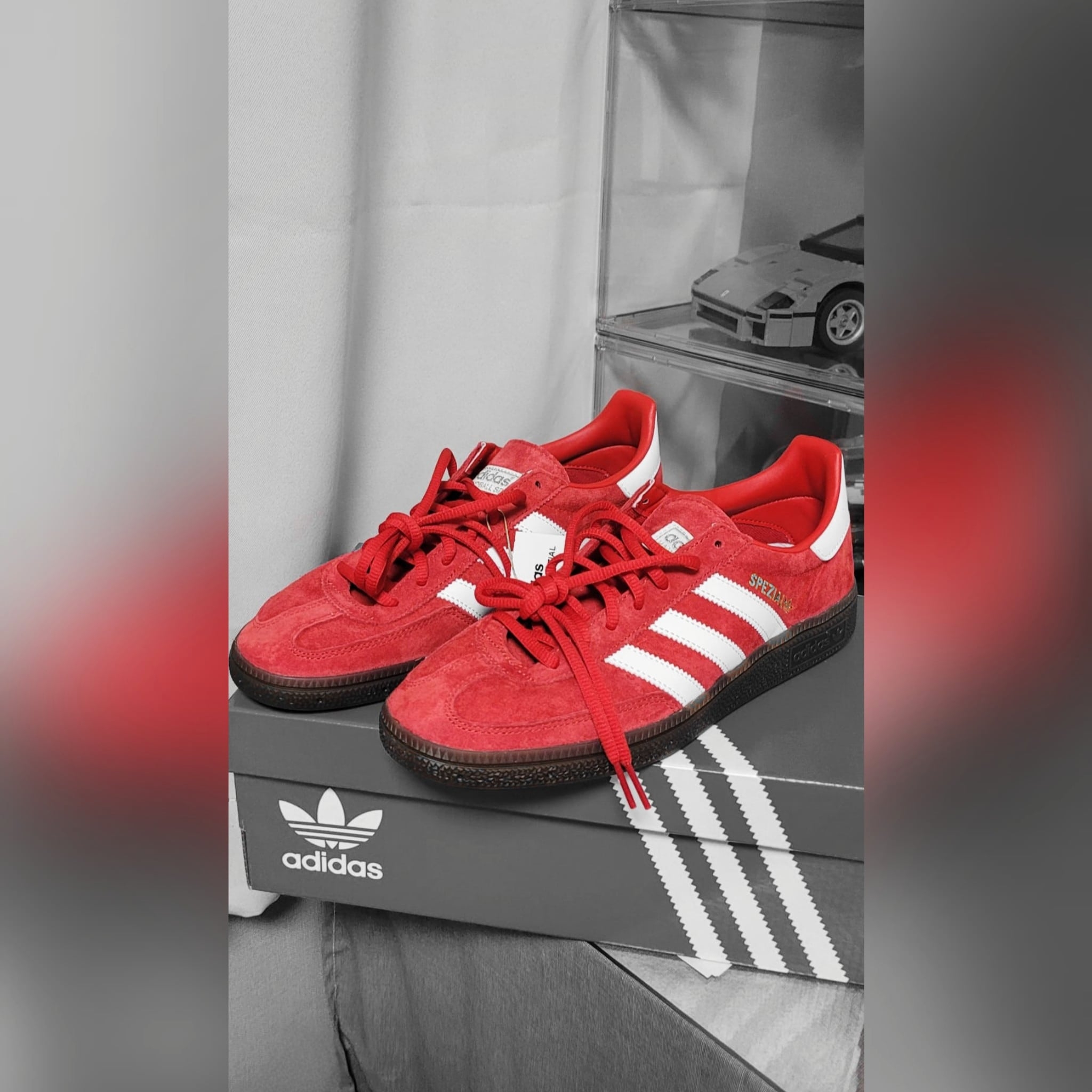 Adidas Spezial Handball Scarlet Cloud White 착용 스타일
