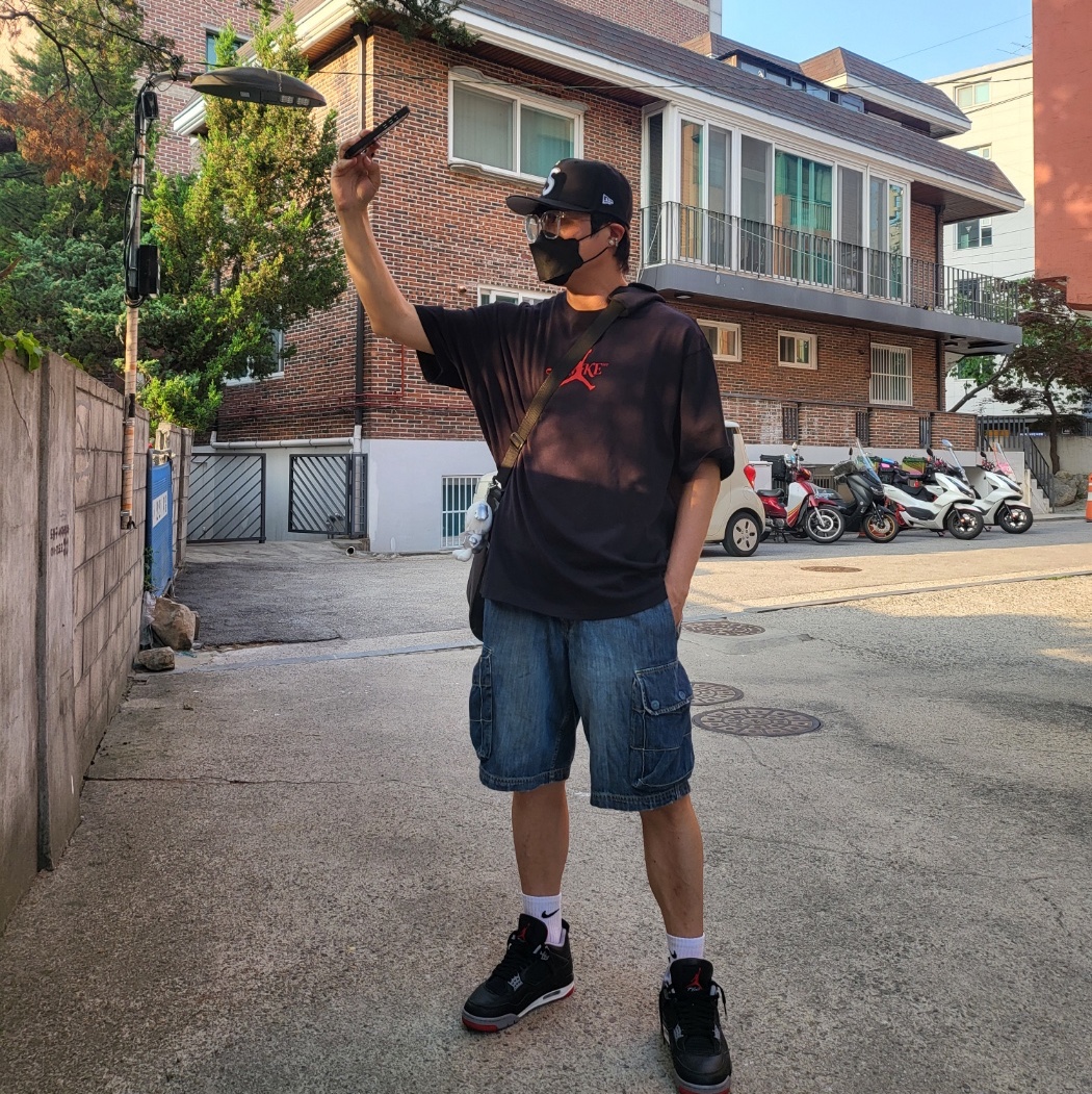 Jordan x Awake NY T-Shirts Black (FV9913-010), Supreme Gold Cross S Logo New Era Black - 24SS 착용 스타일 - 2
