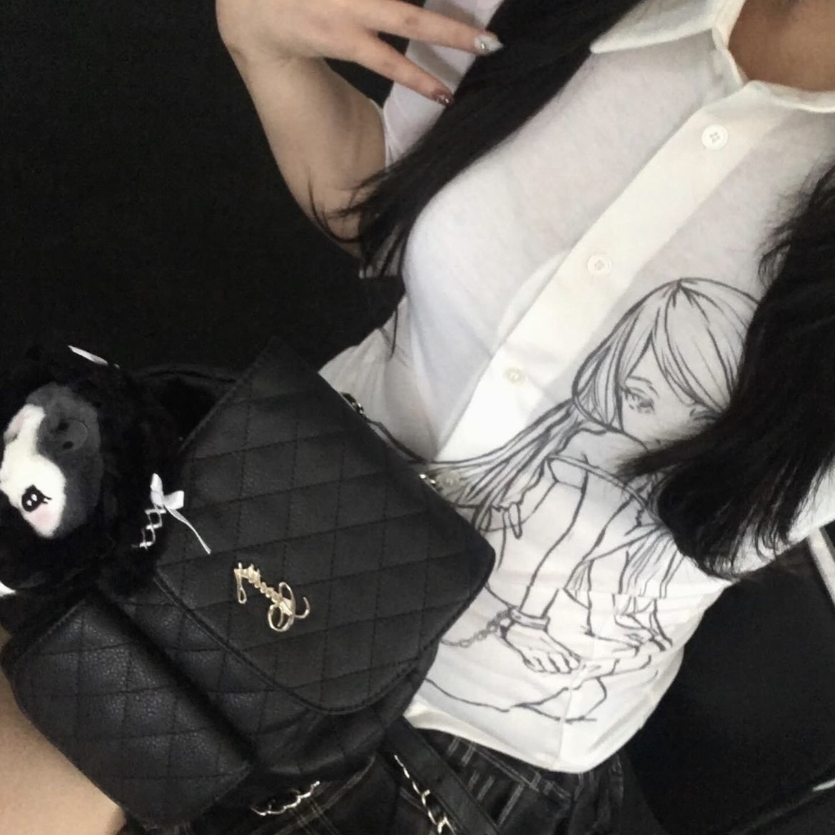 [KREAM 단독] Bonnae Women Three-quarter sleeve shirt White 착용 스타일
