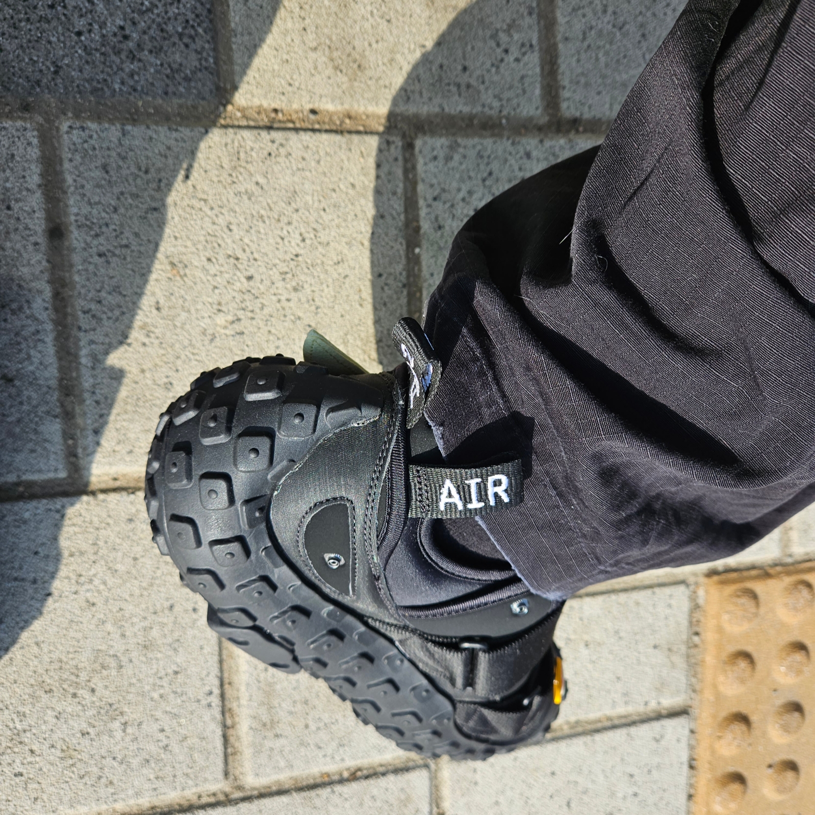 Nike x Cactus Plant Flea Market Air Flea 2 Black Alabaster 착용 스타일 - 4