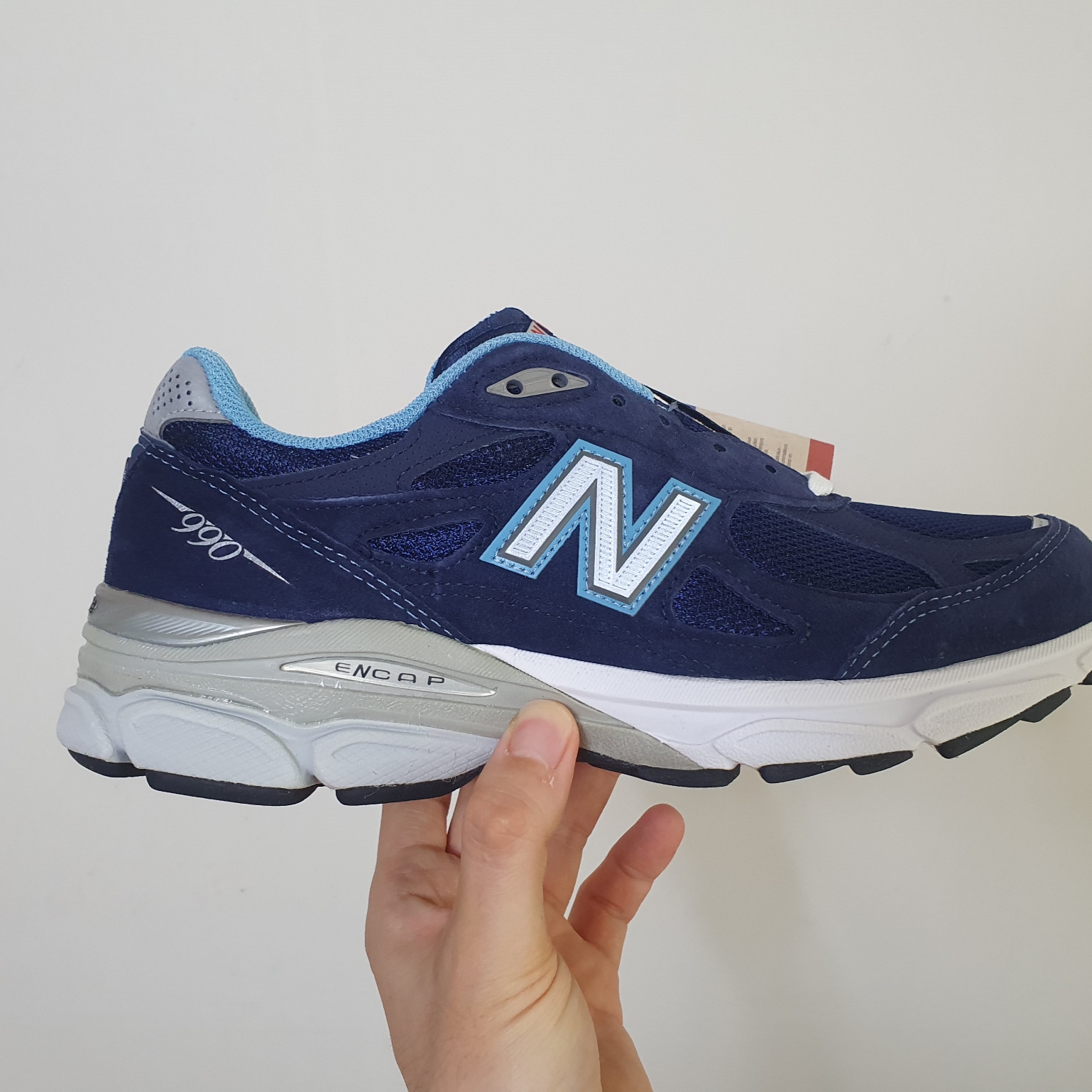 (W) New Balance 990v3 Made in USA Navy - B Standard 착용 스타일 - 2