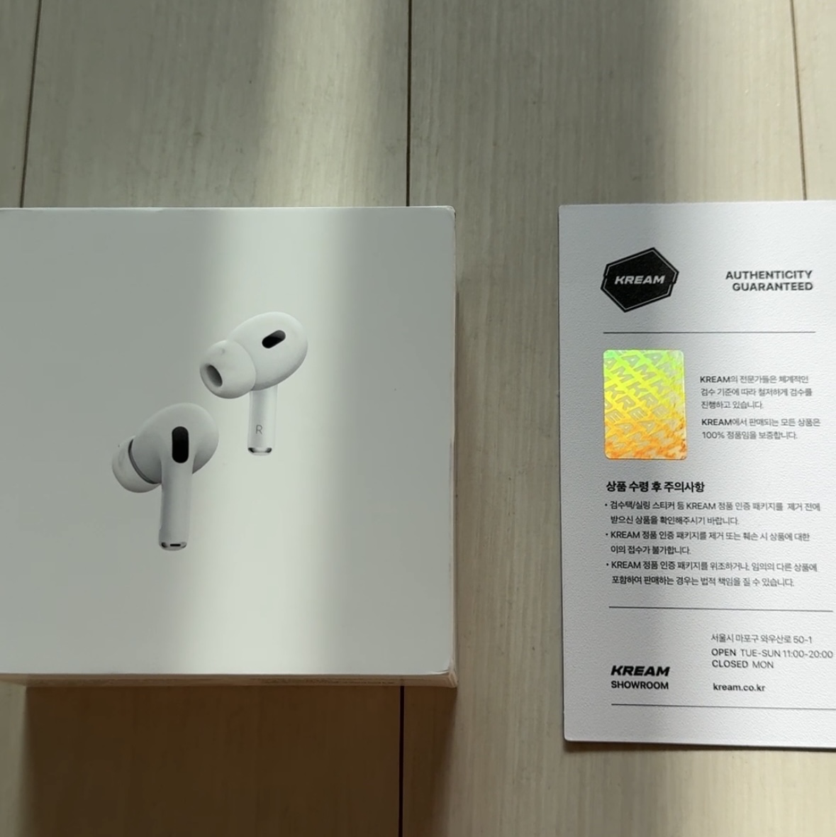Apple Airpods Pro 2nd Gen with MagSafe Charging Case USB C (Korean Ver.) 착용 스타일