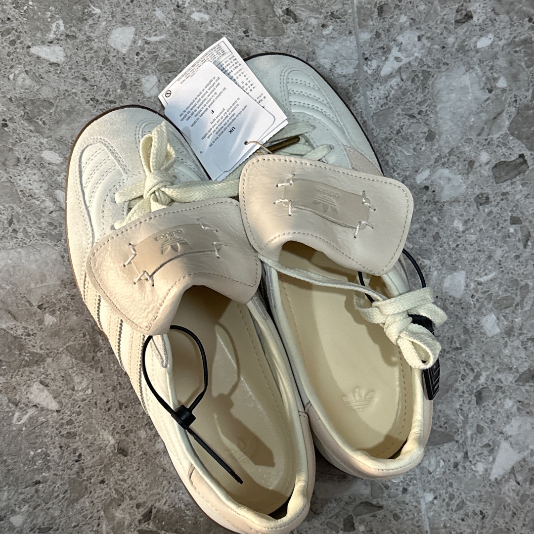 Adidas x Foot Industry Gazelle Indoor Off White Sand Strata 착용 스타일