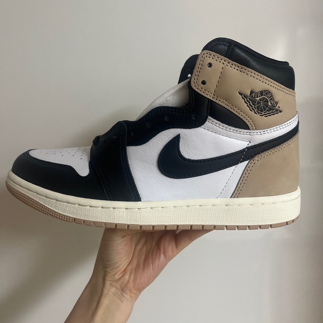 (W) Jordan 1 Retro High OG Latte 착용 스타일