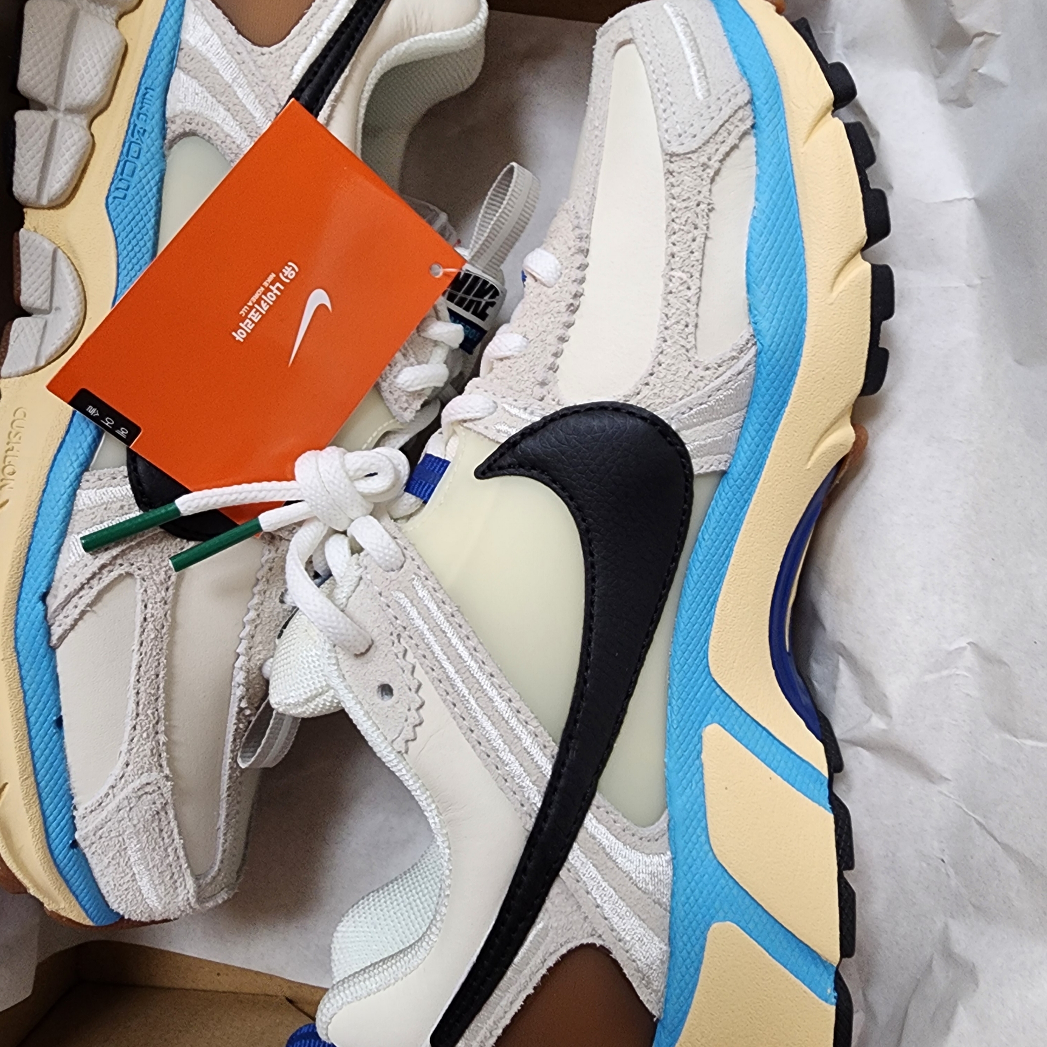 (W) Nike Zoom Vomero 5 PRM Designed by Japan 착용 스타일 - 2