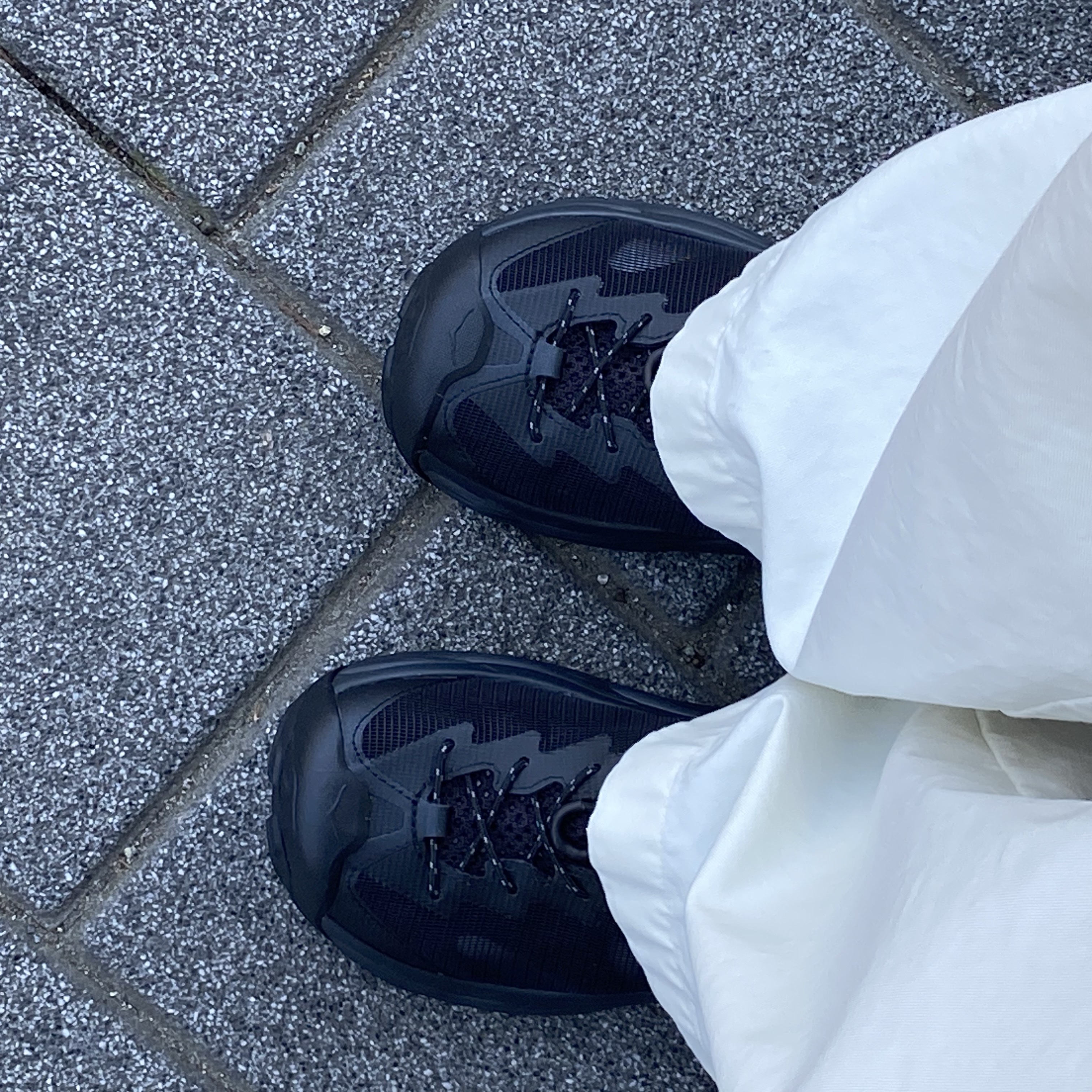 (W) Hoka Hopara 2 Black, Hoka Hopara 2 Black 착용 스타일 - 1