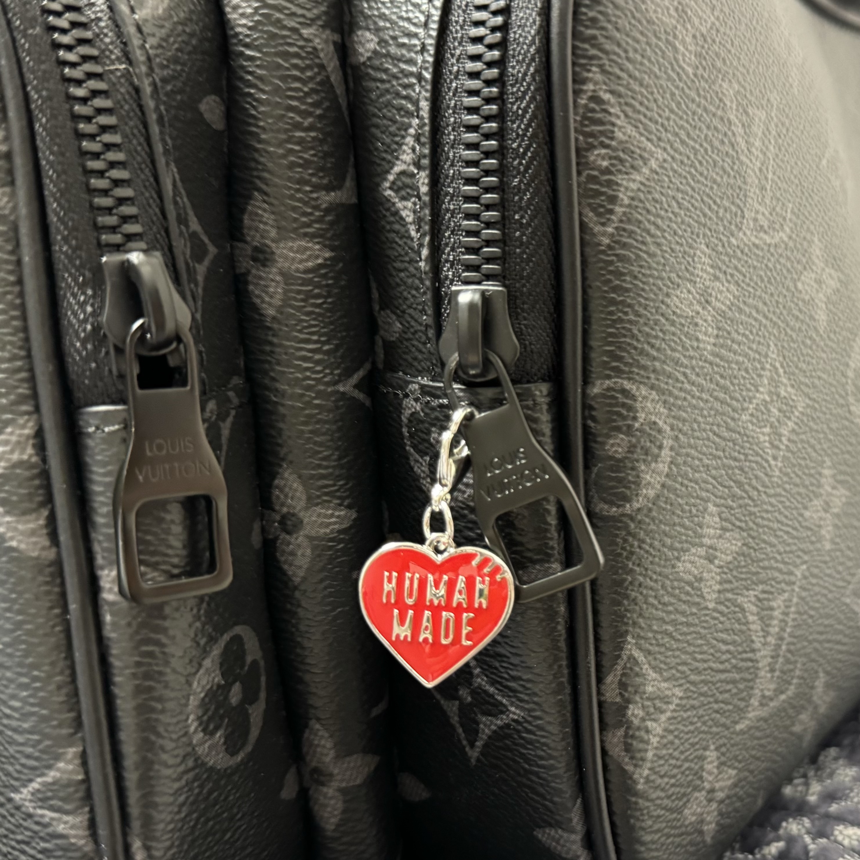 Human Made Heart Mini Keycharm Red 착용 스타일