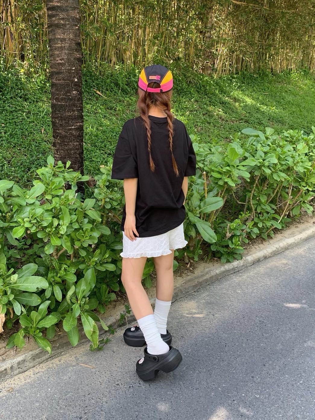 Crocs Stomp Clog Black 착용 스타일