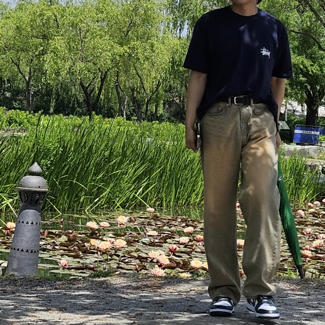Stussy Basic Stussy T-Shirt Navy 2024, 2025, Nike Dunk Low Retro Varsity Green 착용 스타일 - 2