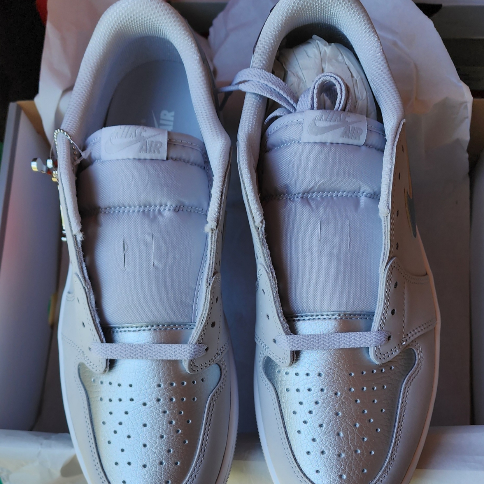 Jordan 1 Retro Low OG Silver 착용 스타일 - 2