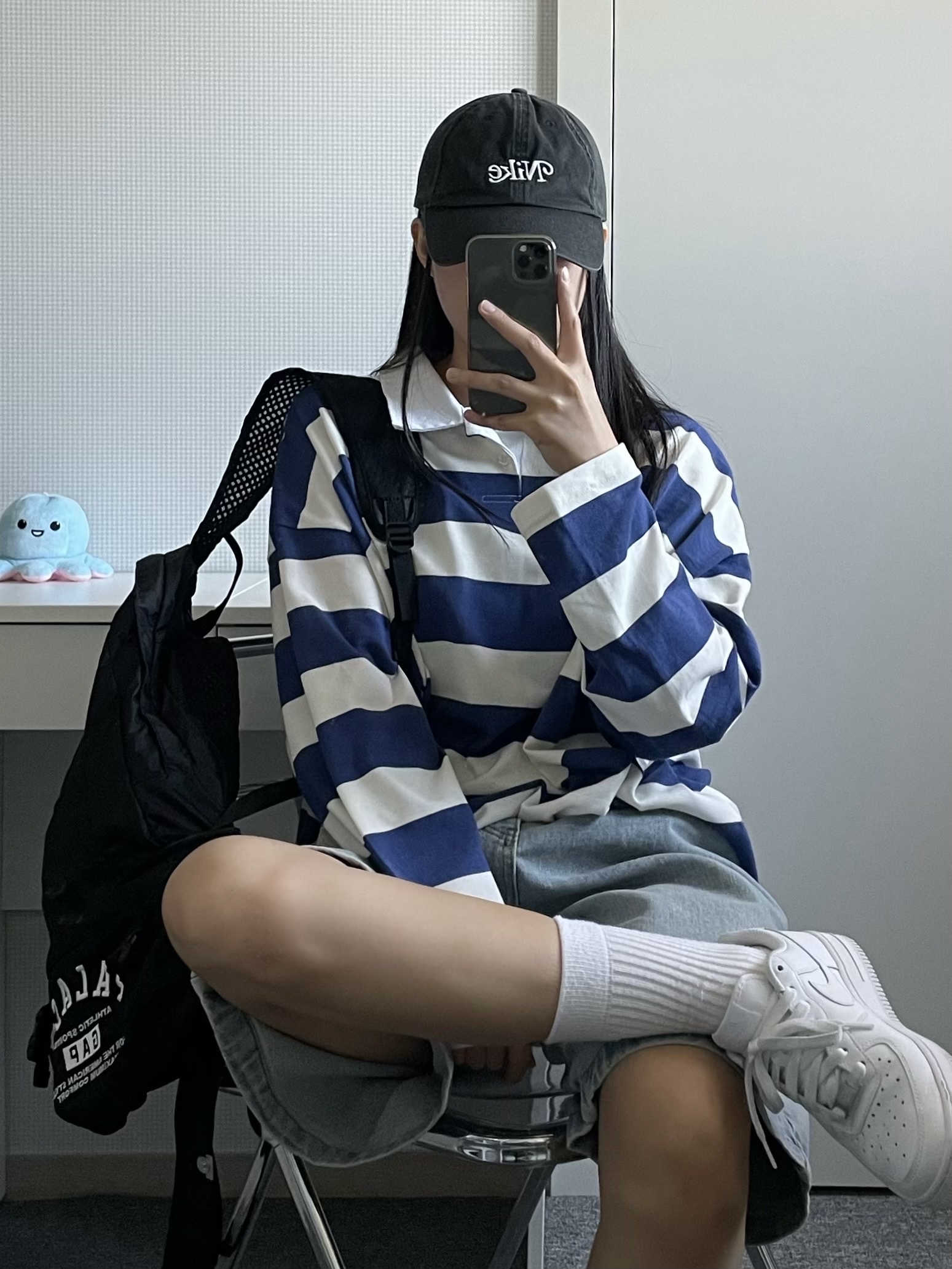 Palace x Gap Backpack Black - 24SS, (W) Nike Air Force 1 '07 Low White 착용 스타일 - 4