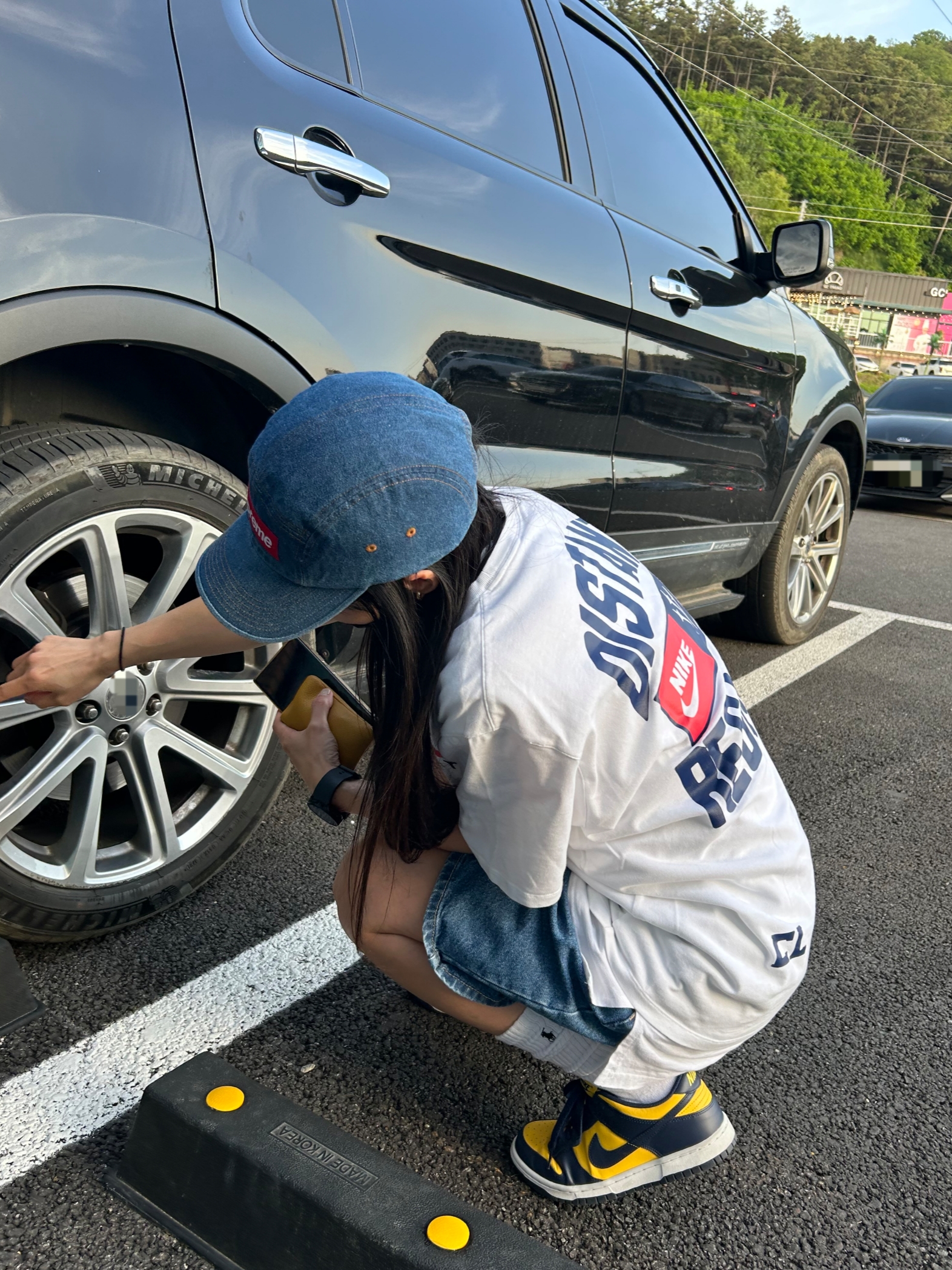 Nike x Drake Nocta x Cactus Plant Flea Market Souvenir Cactus T-Shirt White (DR2630-100), Supreme Washed Chino Twill Camp Cap Denim - 22FW 착용 스타일 - 2