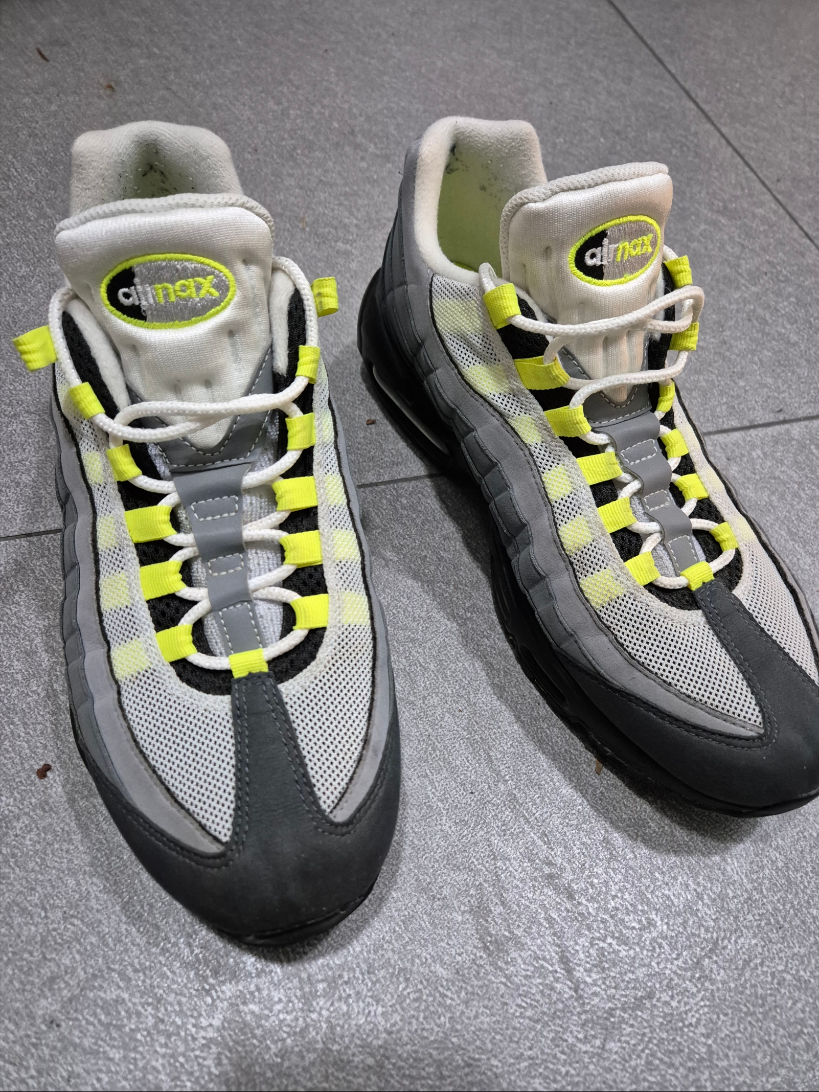 Nike Air Max 95 OG Neon Yellow 2020 착용 스타일