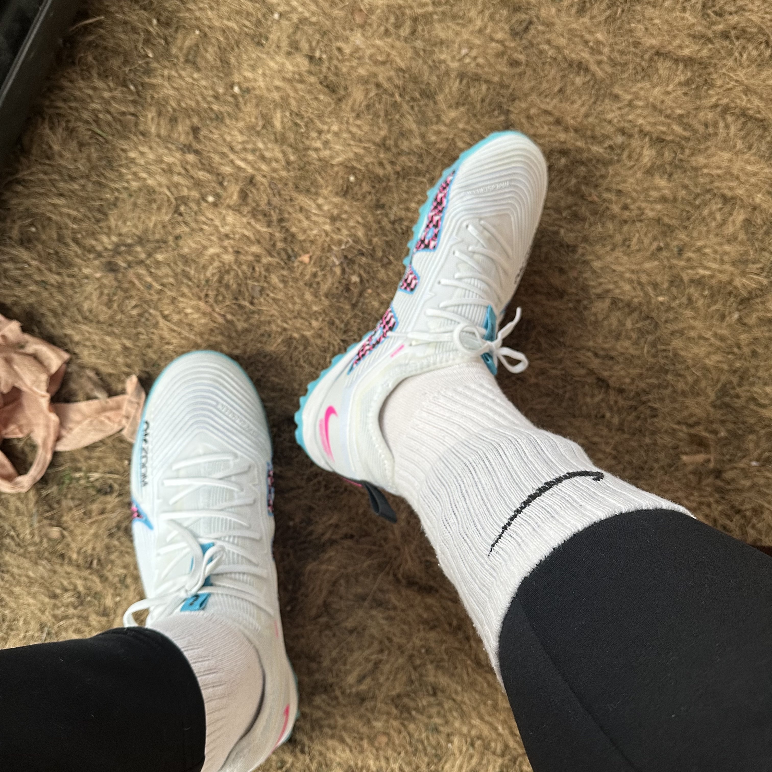 Nike Zoom Mercurial Vapor 15 Pro TF White Baltic Blue 착용 스타일 - 1