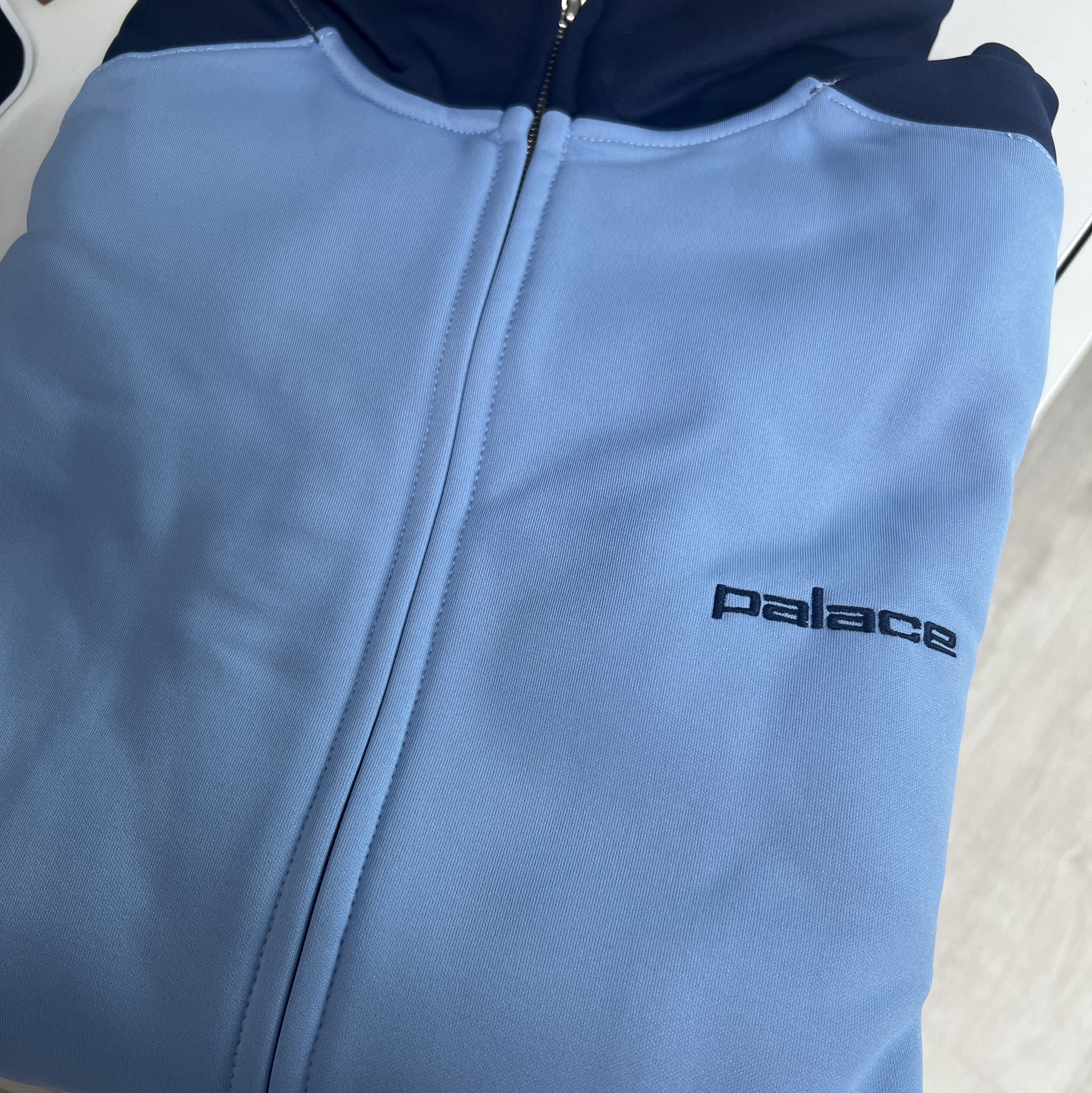 Palace Polyknit Track Jacket Navy Fresh Air - 24SS 착용 스타일