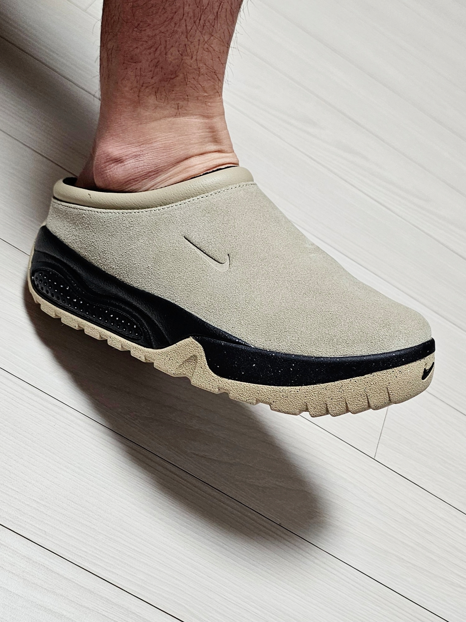 Nike ACG Rufus Limestone and Black 착용 스타일