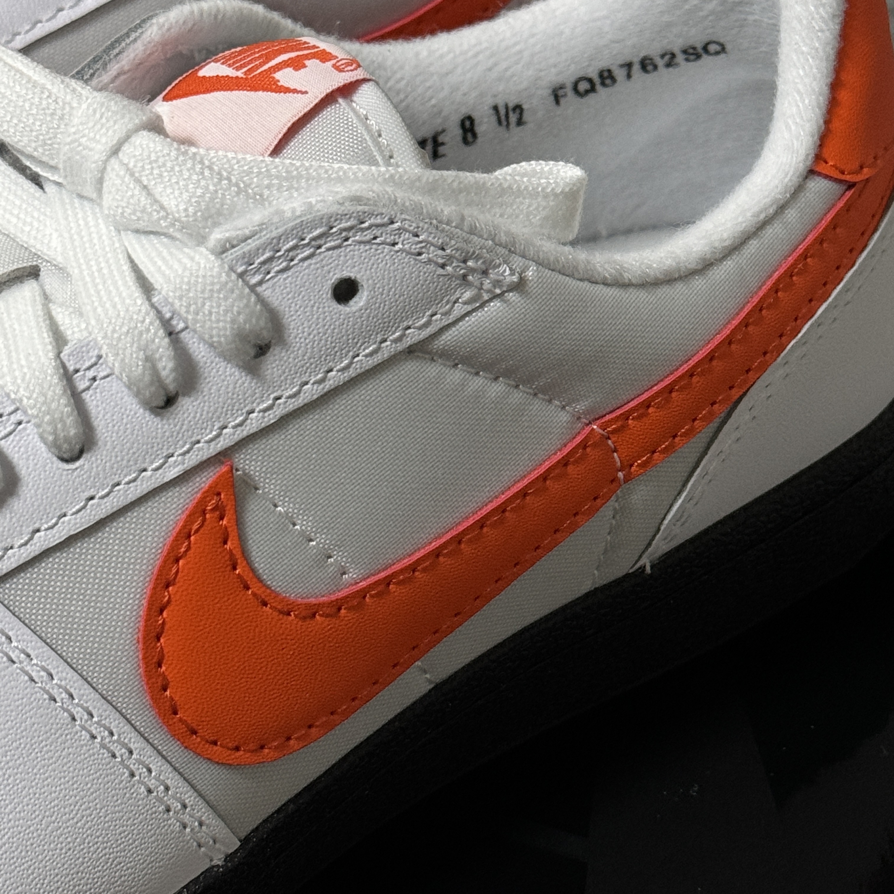 Nike Field General 82 SP White and Orange Blaze 착용 스타일 - 3