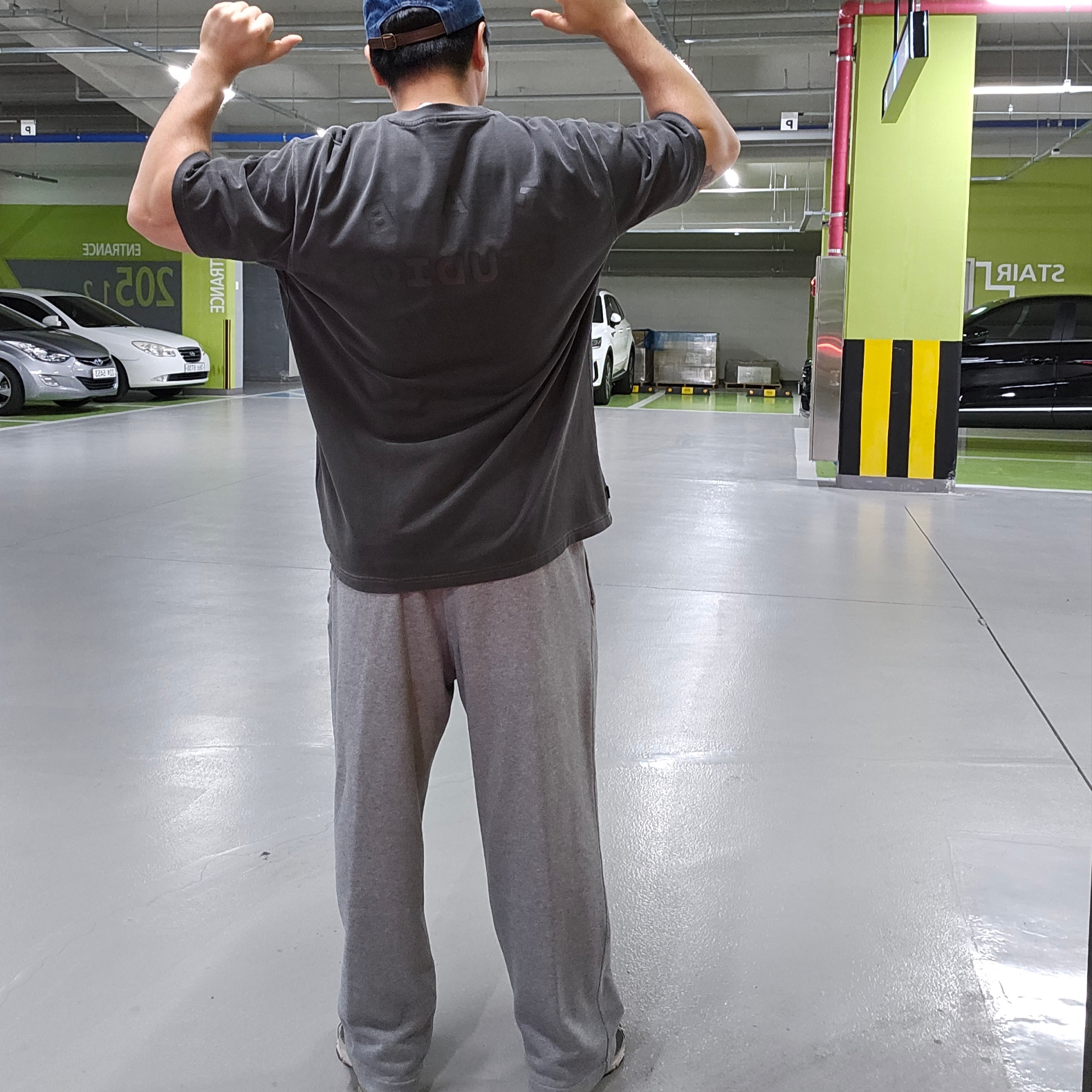 Nike NSW Trends Fleece Pants Carbon Header - Asia, Supreme Washed Chino Twill Camp Cap Denim - 22FW 착용 스타일 - 2