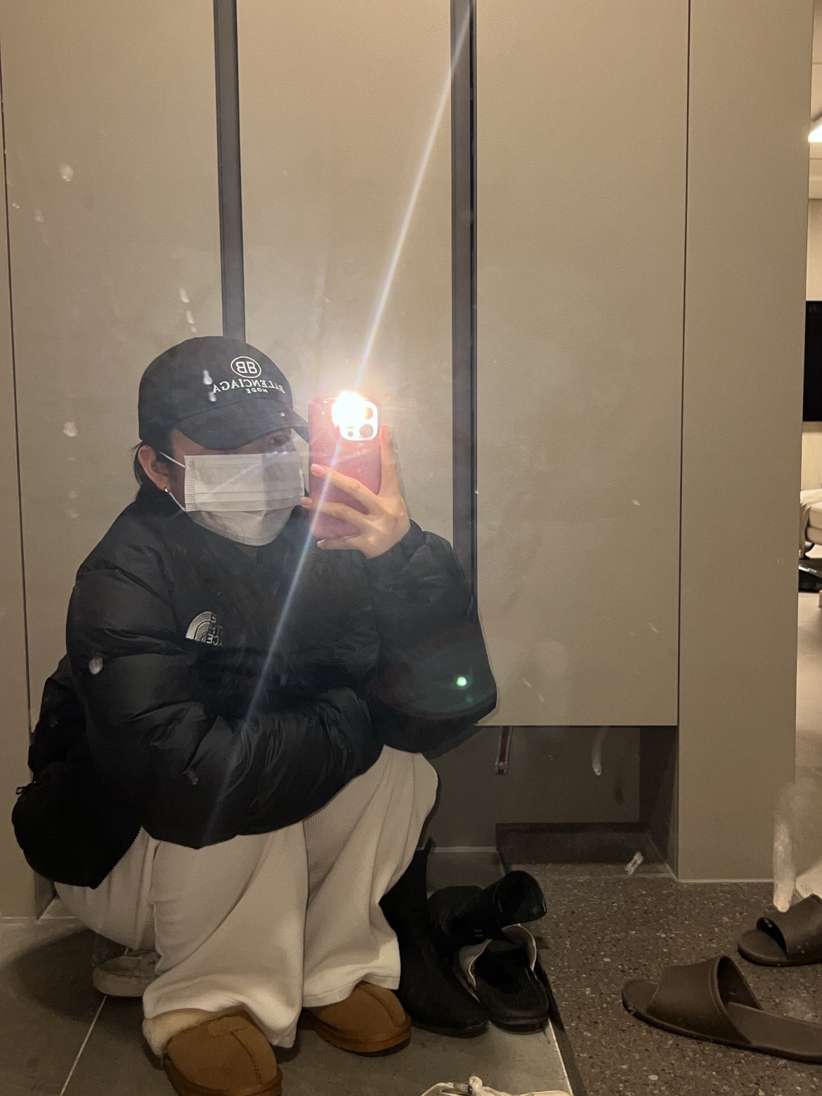 The North Face 1996 Eco Nuptse Jacket Black 착용 스타일