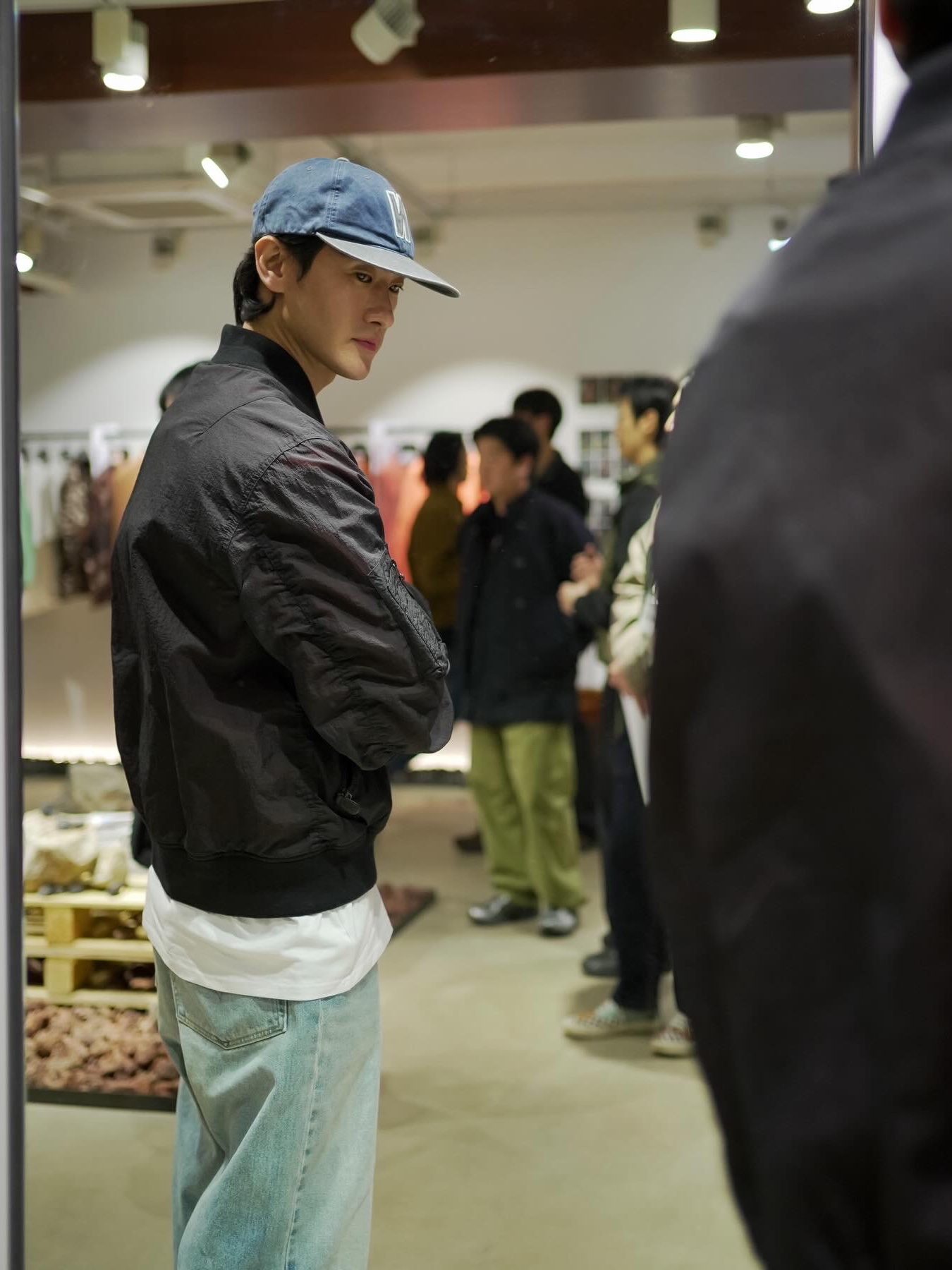 Levi's x Beams Stay Loose 1944 Denim Jeans Vintage Wash 착용 스타일 - 2